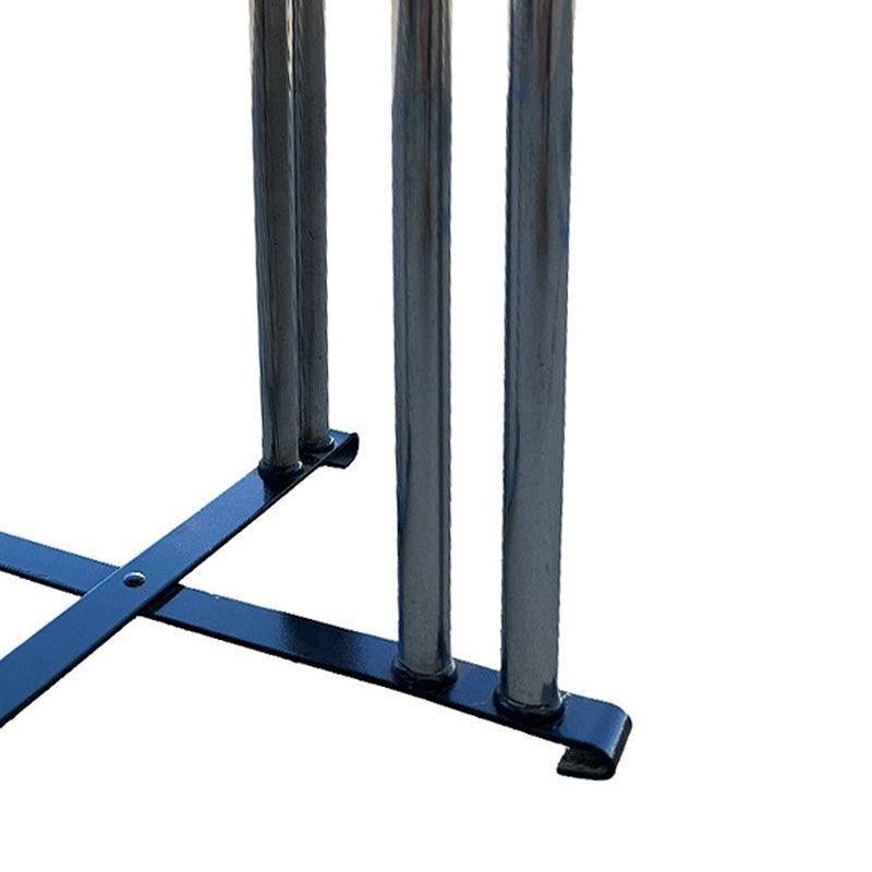 Runder, stromlinienförmiger Art-Déco-Chrom-Beistell-Rauchtisch im Angebot 1