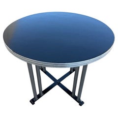 Table d'appoint Art Déco profilée ronde pour fumeurs chromée