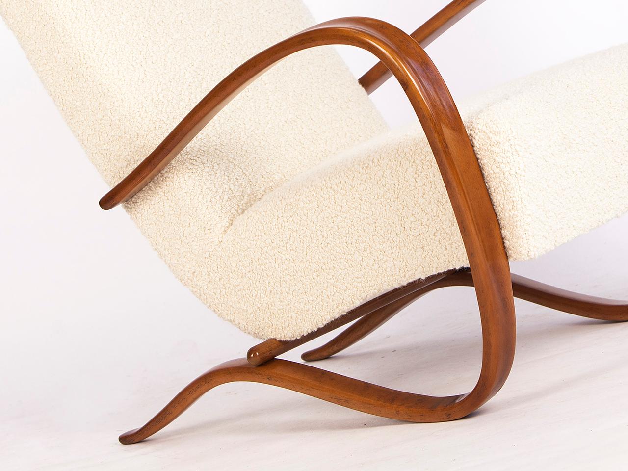 Streamline Boucle Chair H-269 by Jindrich Halabala for Spojene UP Zavody, 1930s 1