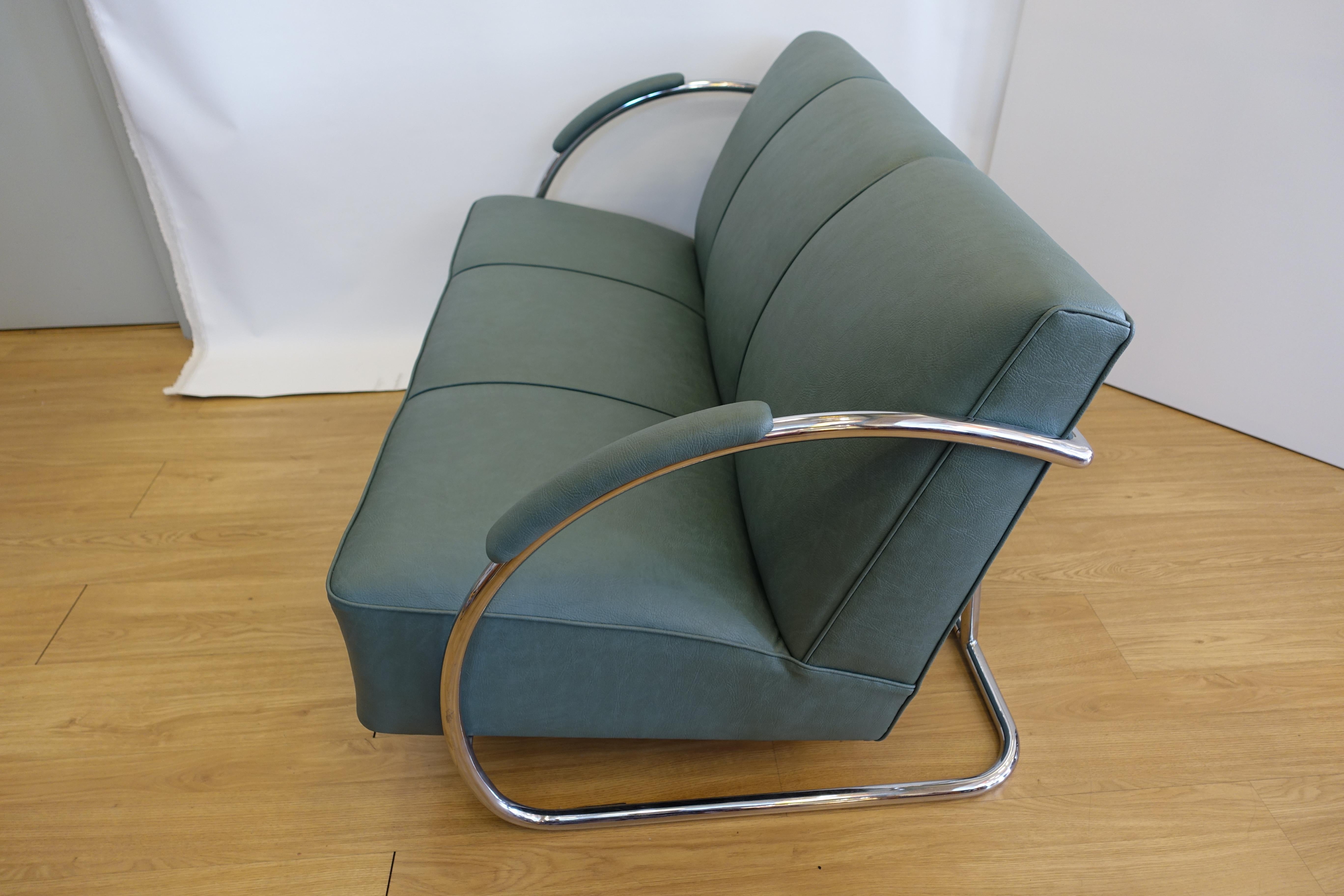 Streamline Chromed Steel and Green Synthetic Leather Sofa, 1930s 2