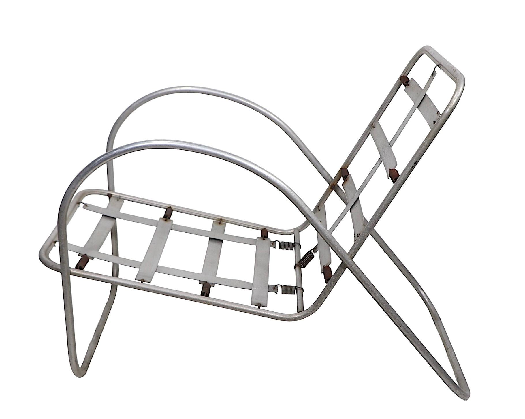 Streamline Design Aluminum Patio Poolside Lounge Chair  Richard Neutra  1930/40s For Sale 7