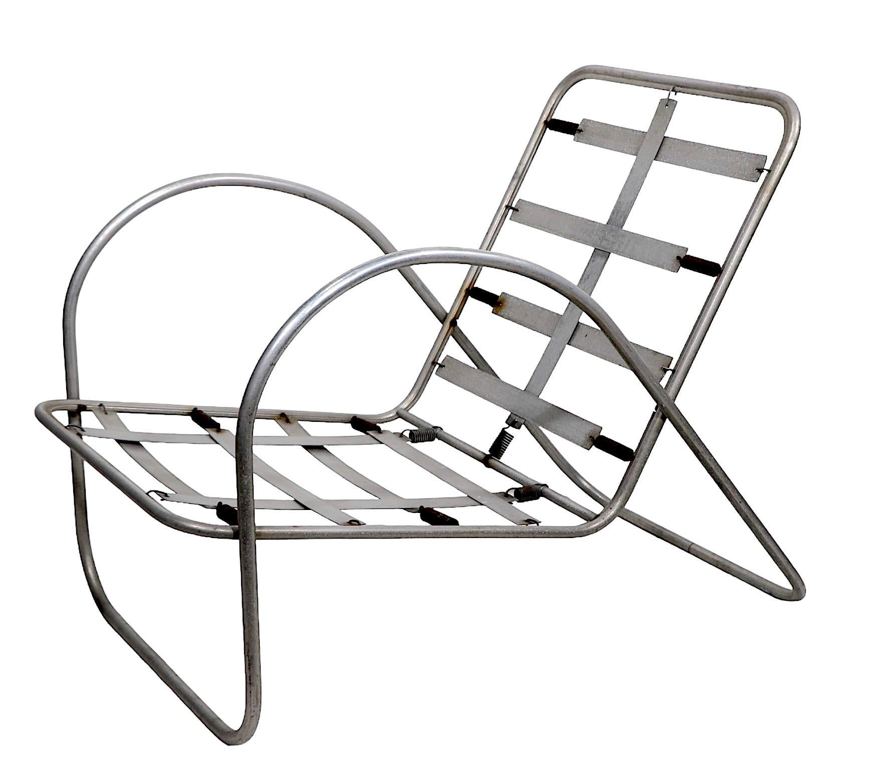 Stromlinienförmiger Design-Aluminium-Sessel für den Innenhof am Pool  Richard Neutra  1930/40s im Angebot 10