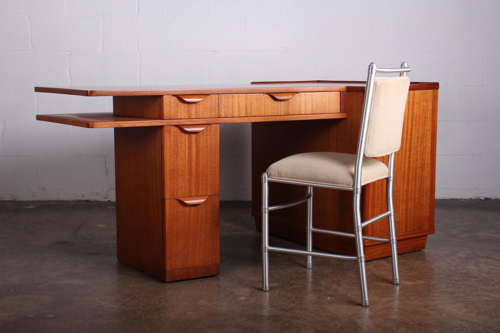 Streamline Desk by Edward Wormley for Dunbar 10