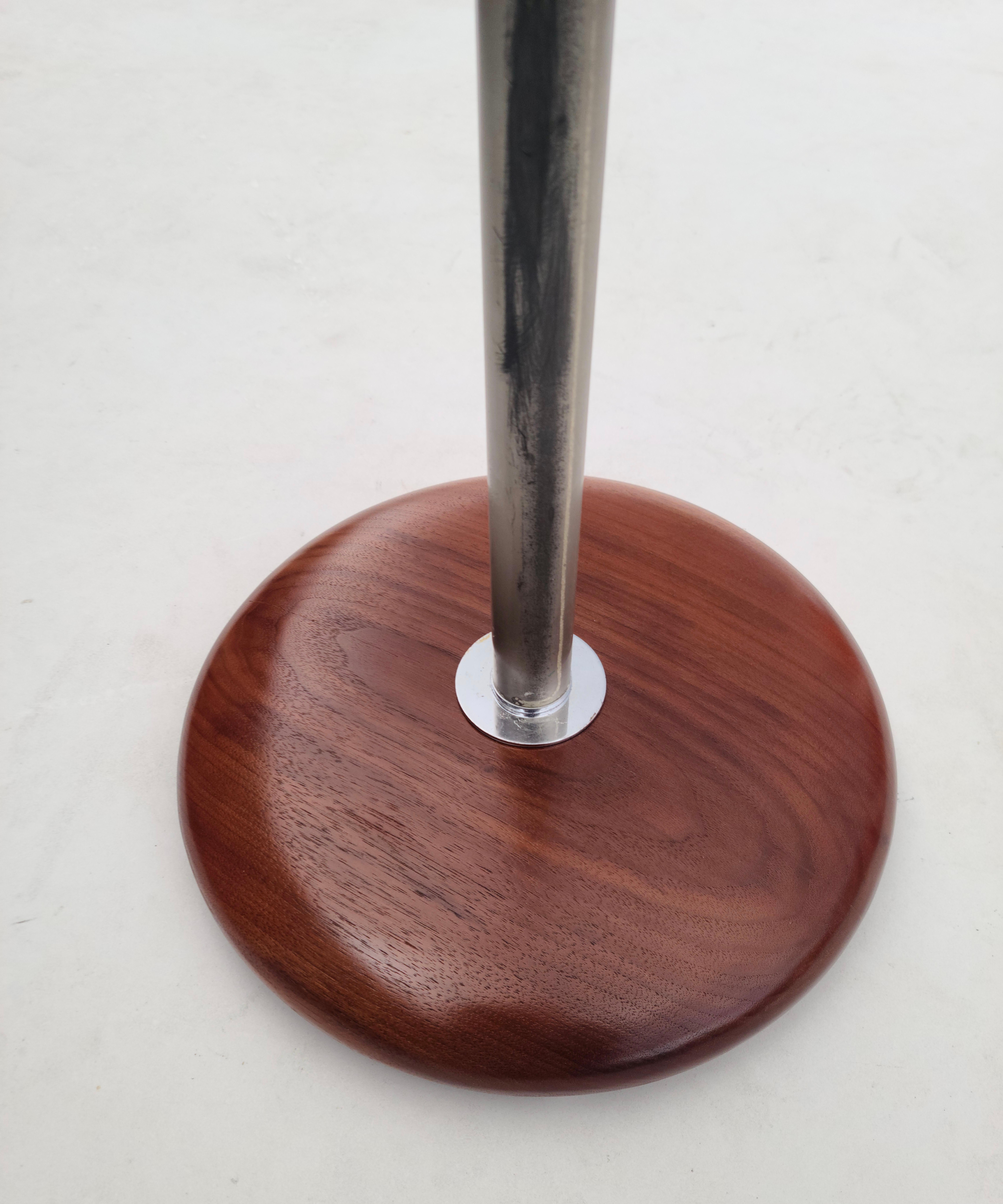 Streamline Floor Lamp Flat Banded Chrome Walnut in the style of Donald Deskey For Sale 9