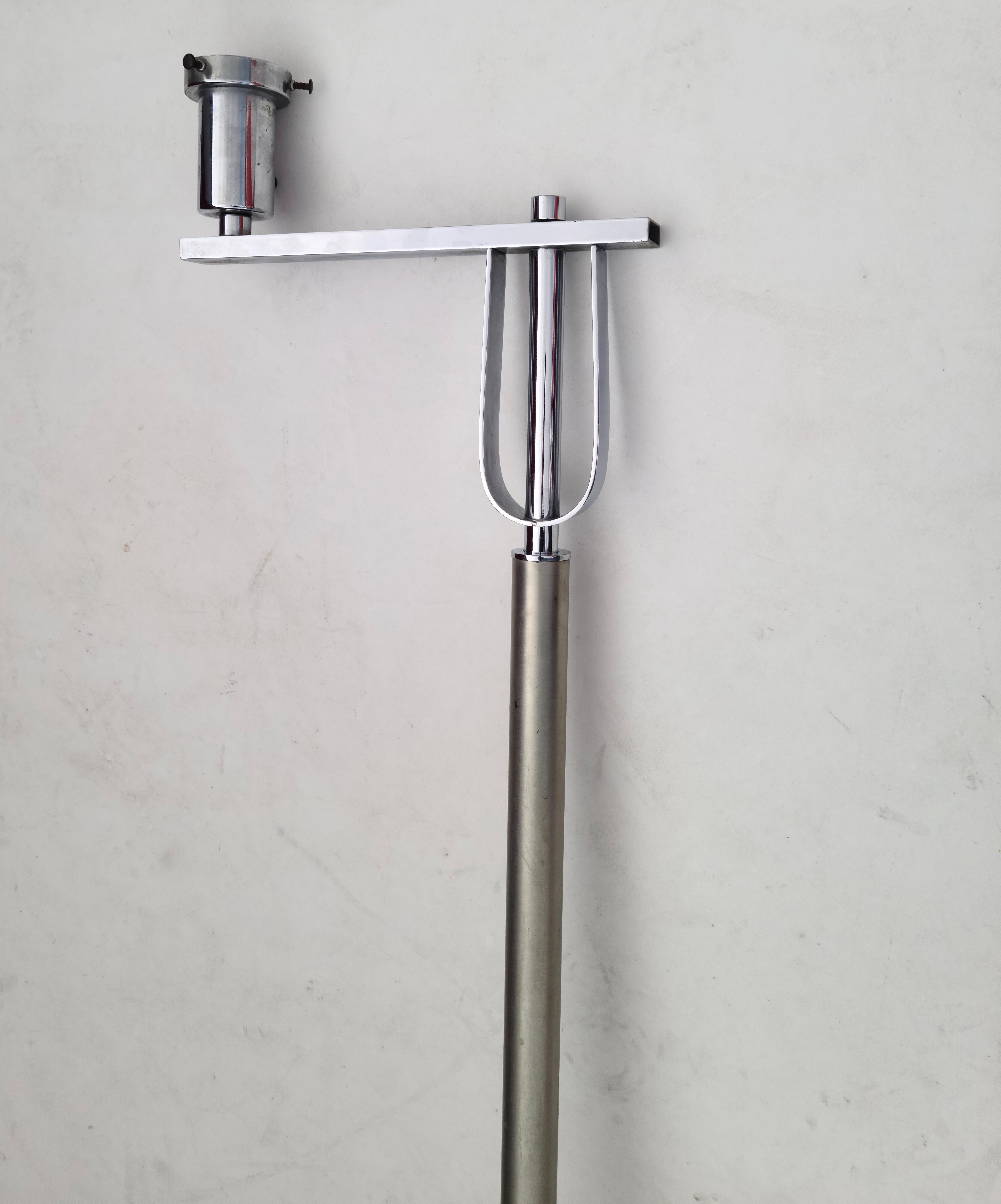 Streamline Floor Lamp Flat Banded Chrome Walnut in the style of Donald Deskey For Sale 13