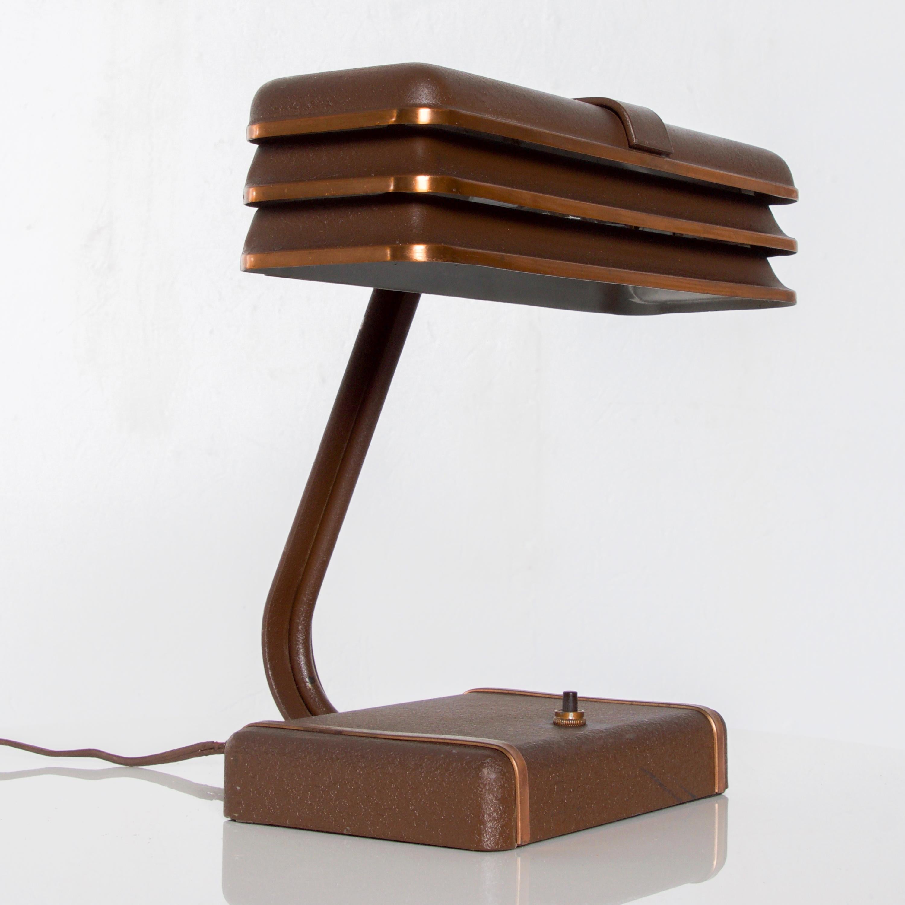 Streamline Industrial Modern Art Deco Metal Desk Lamp Donald Deskey Era, 1930s 3