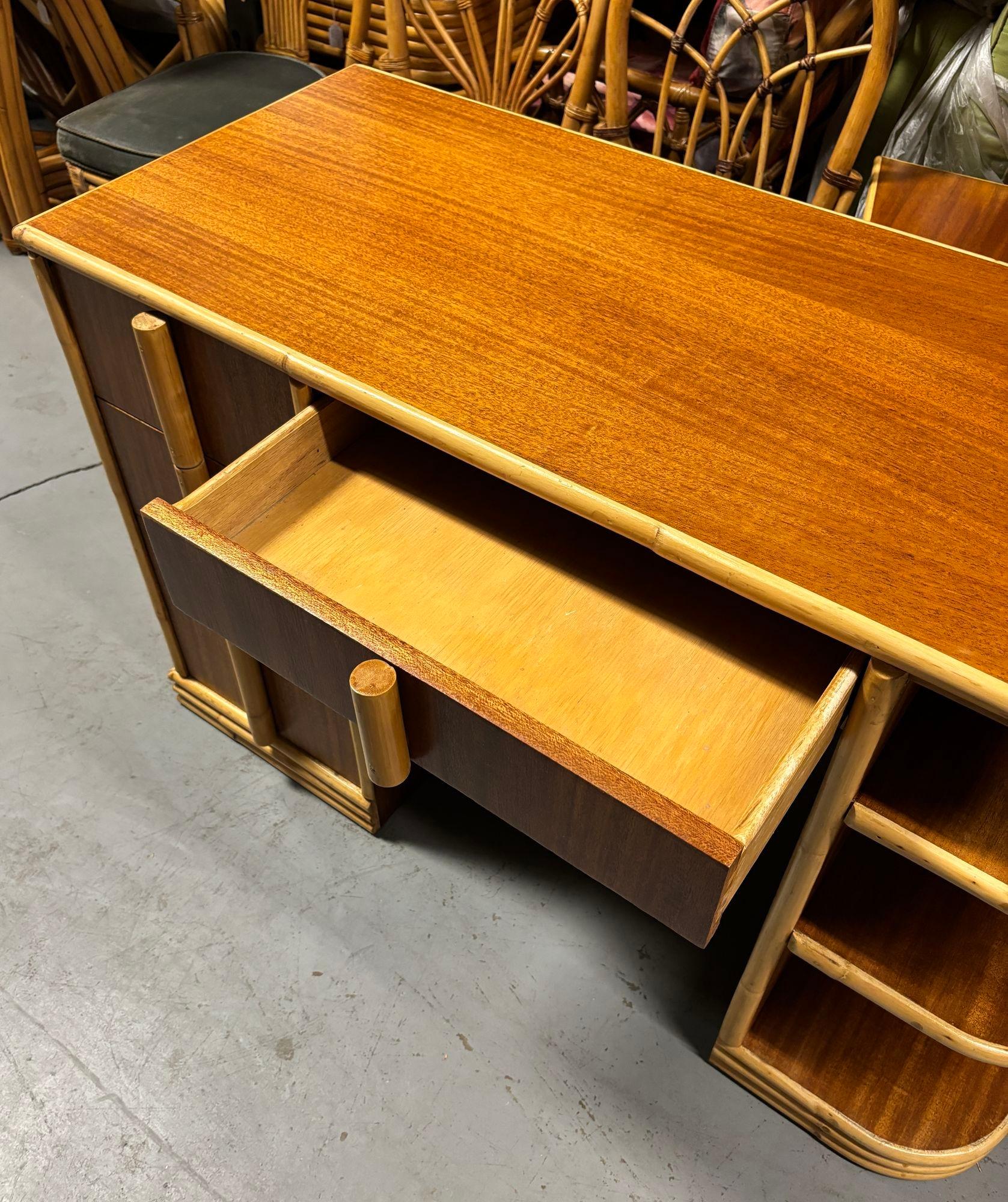 Streamline Mahogany and Rattan Writing Desk with Rattan Pulls & Shelf In Excellent Condition For Sale In Van Nuys, CA