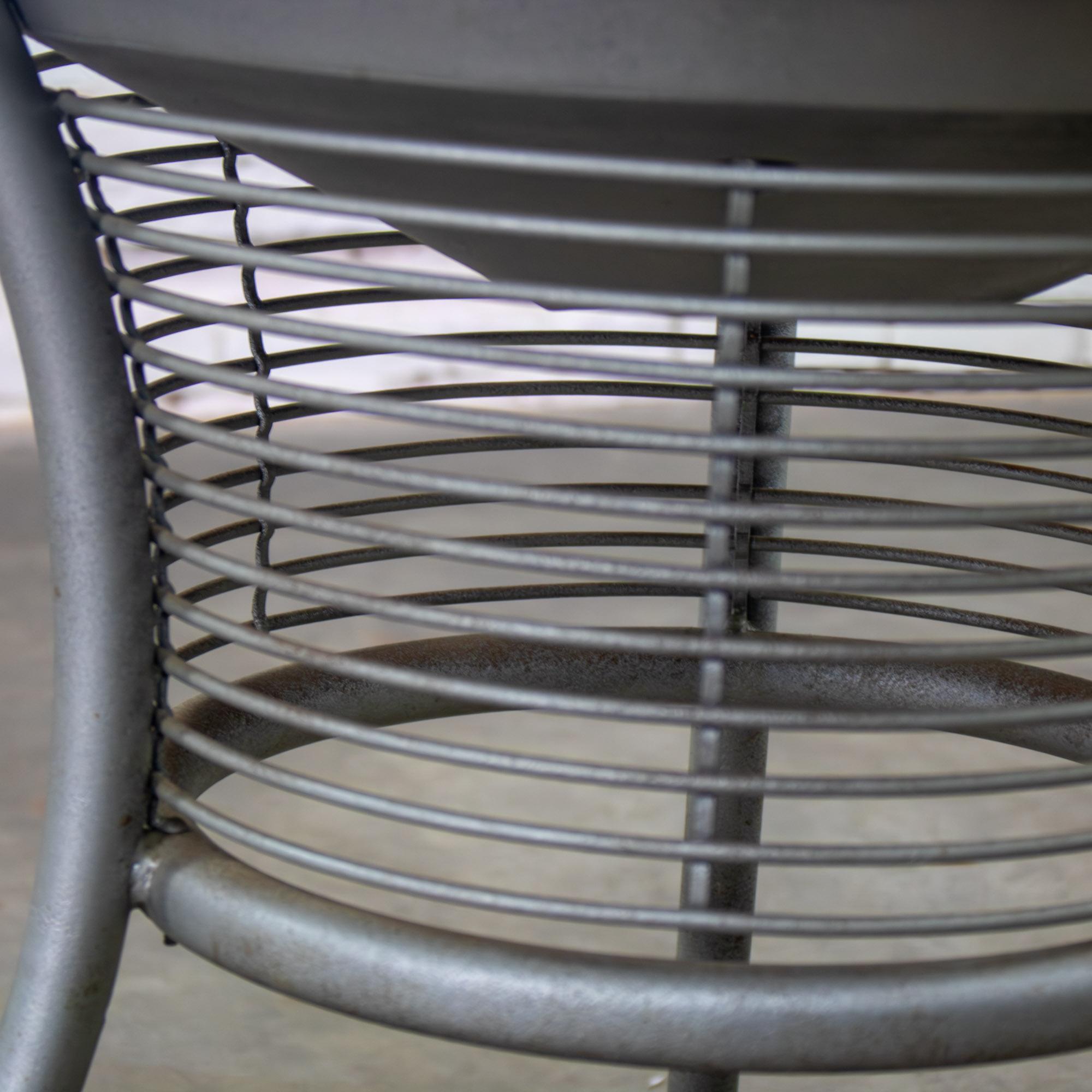 Streamline Modern End or Side Table w/Steel Frame & Round Cobalt Blue Mirror Top For Sale 4