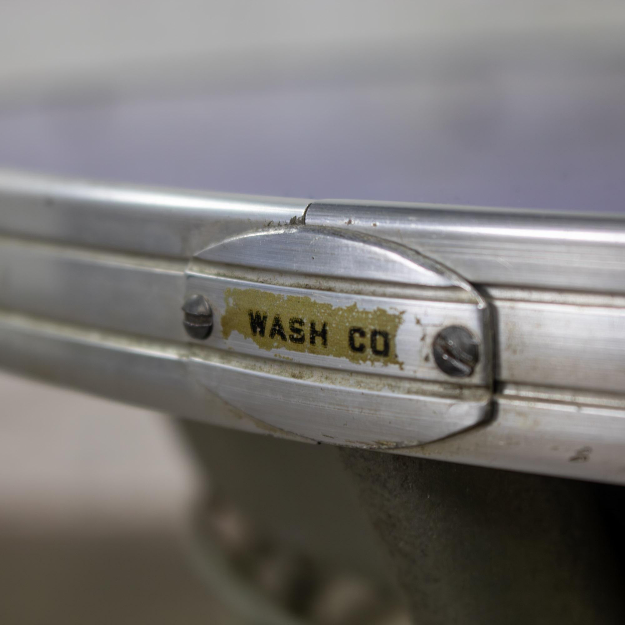 Streamline Modern End or Side Table w/Steel Frame & Round Cobalt Blue Mirror Top In Good Condition For Sale In Topeka, KS