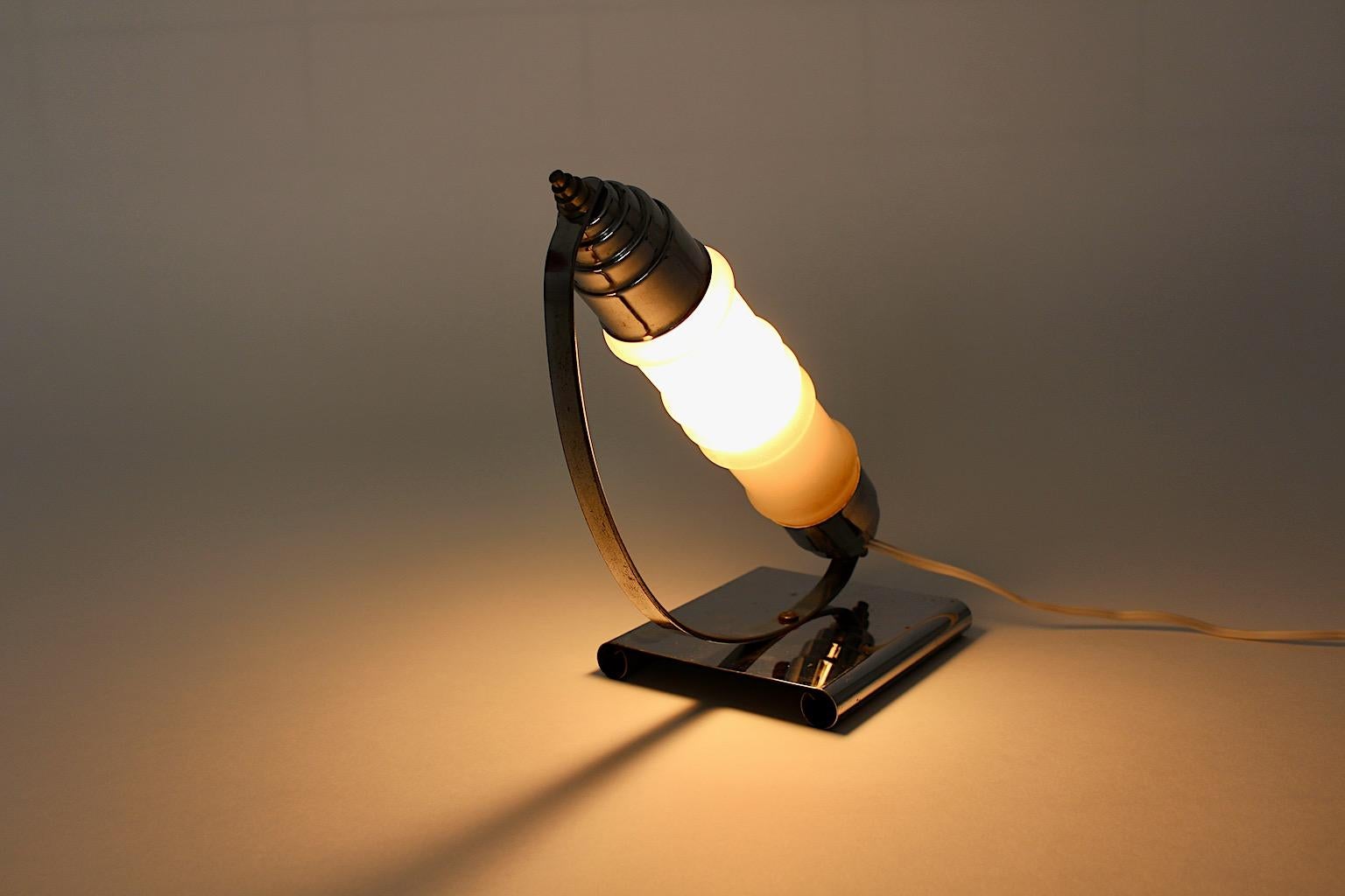 Lampe de bureau Streamline Moderne Art Déco en métal chromé vintage, 1930, République tchèque en vente 4