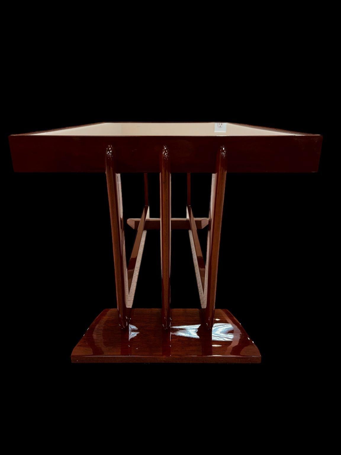 Table basse Art déco Streamline Moderne américaine vers 1930 en vente 5