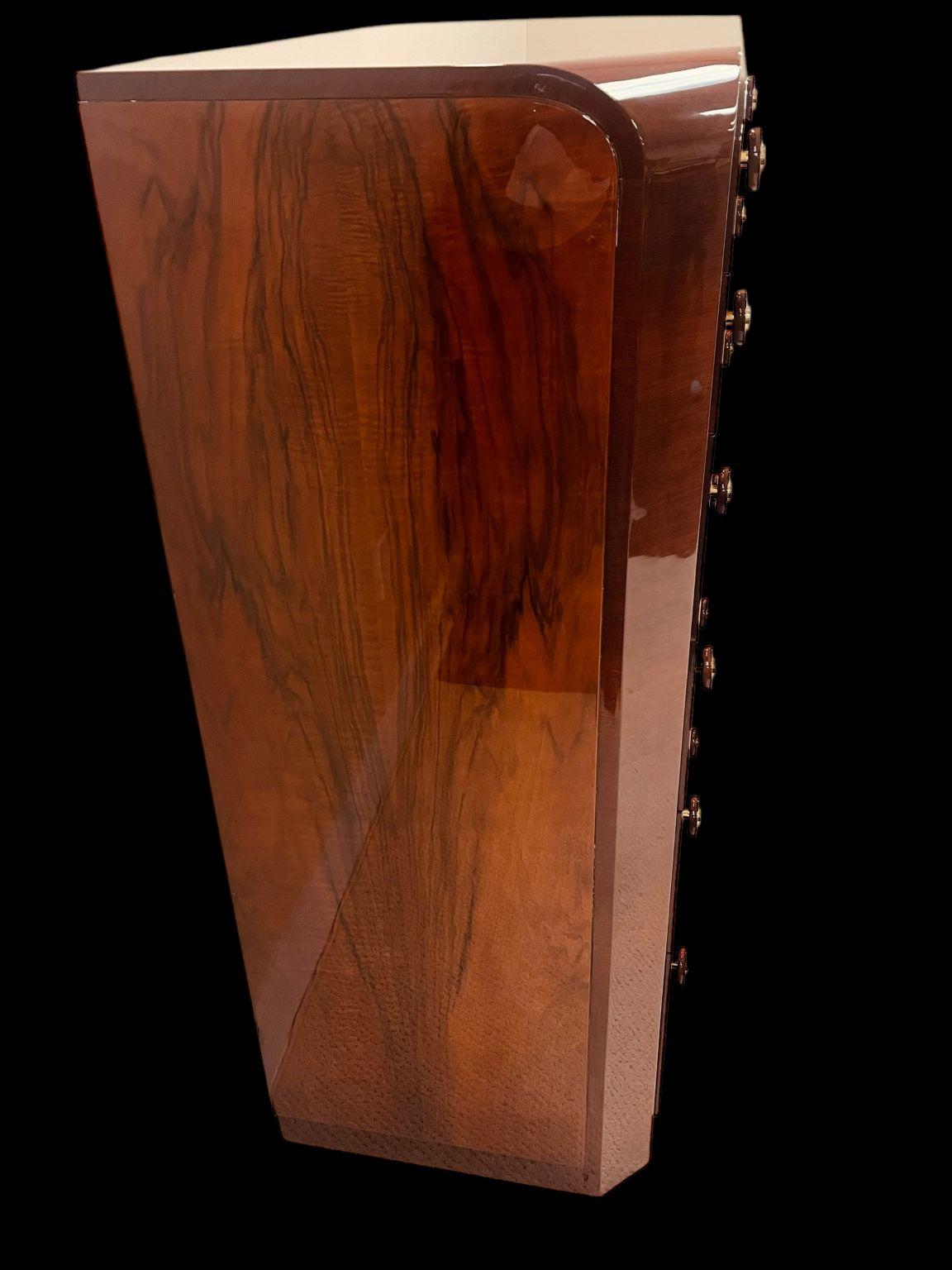 Cassettone Streamline Moderne Art Deco in palissandro e noce  Americano anni '30 in vendita 10