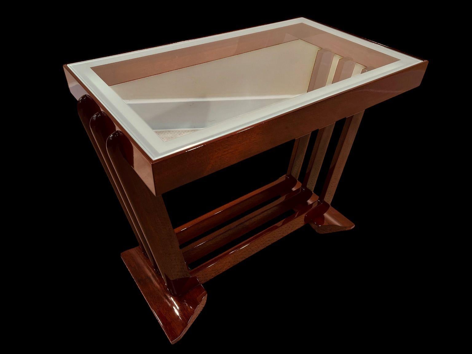 Glass Streamline Moderne Art Deco Side/End Table In Solid Walnut, American C. 1930 For Sale