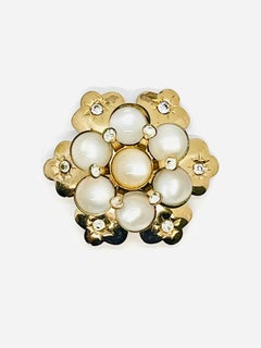 Streamline Moderne Moonglow Cabochon Gold Flower Pin