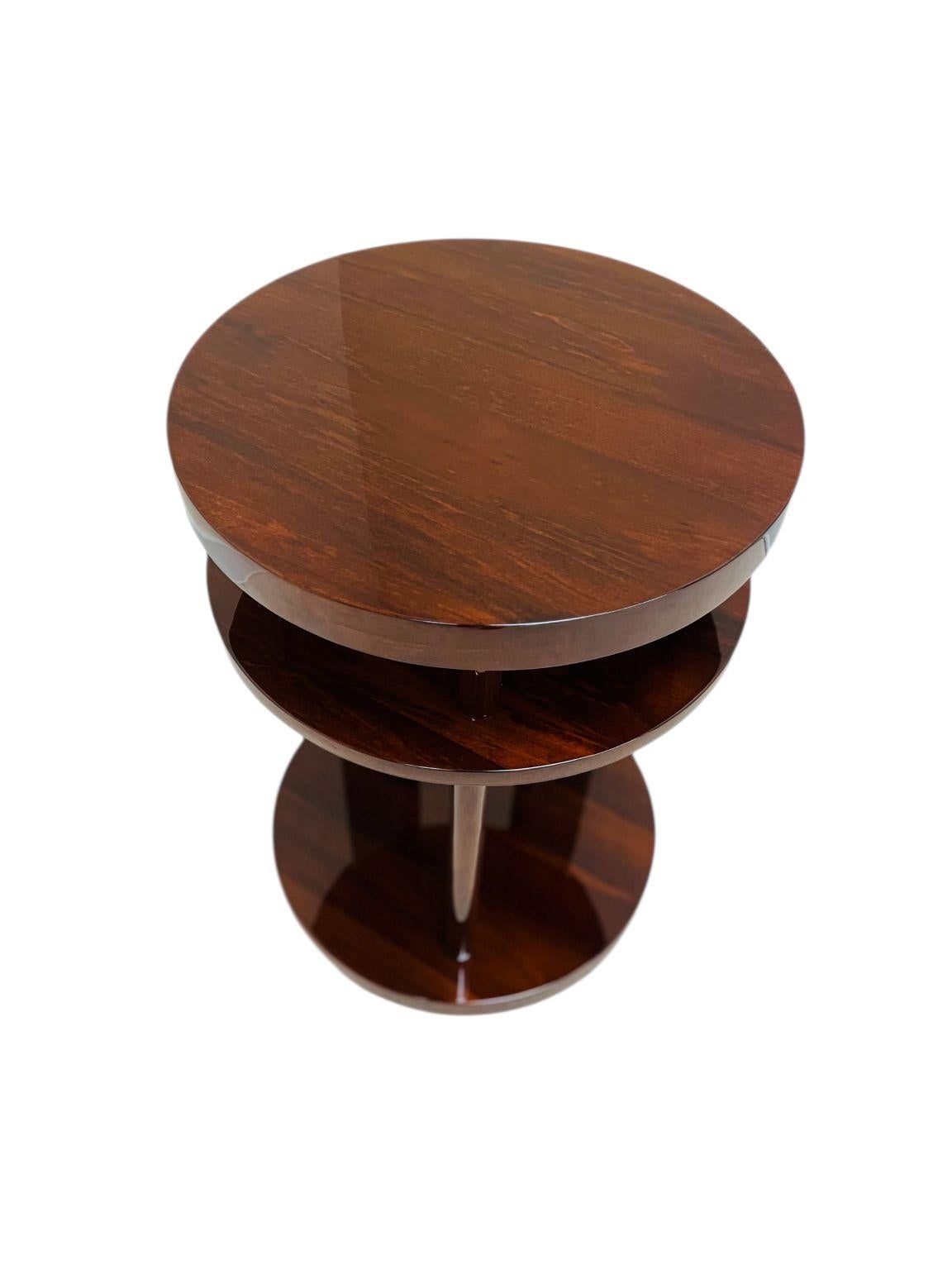 Streamline Modernist Art Deco Circular Three Tier Side Table American C. 1930-40 For Sale 1