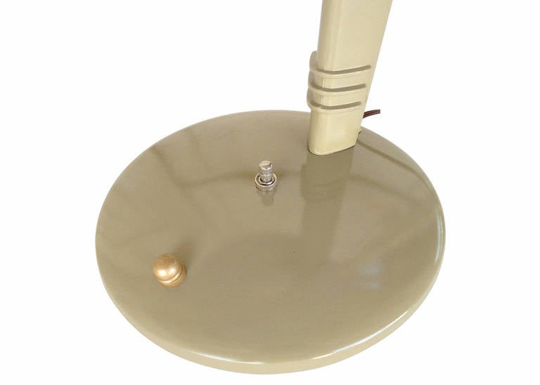 Metal Streamlined Art Deco Cobra Table Lamp