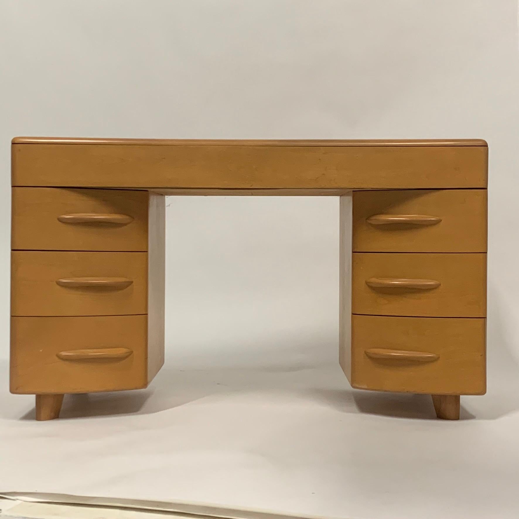 Mid-20th Century Streamlined Machine Age Birch Heywood Wakefield Kneehole desk in Champagne 1950s