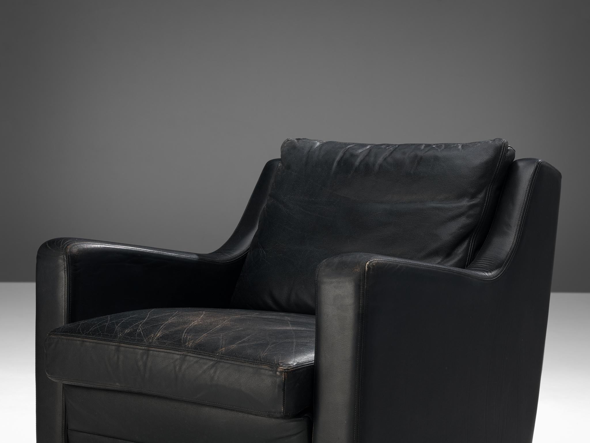 Steel Streamlined Modern Lounge Chair in Black Leather