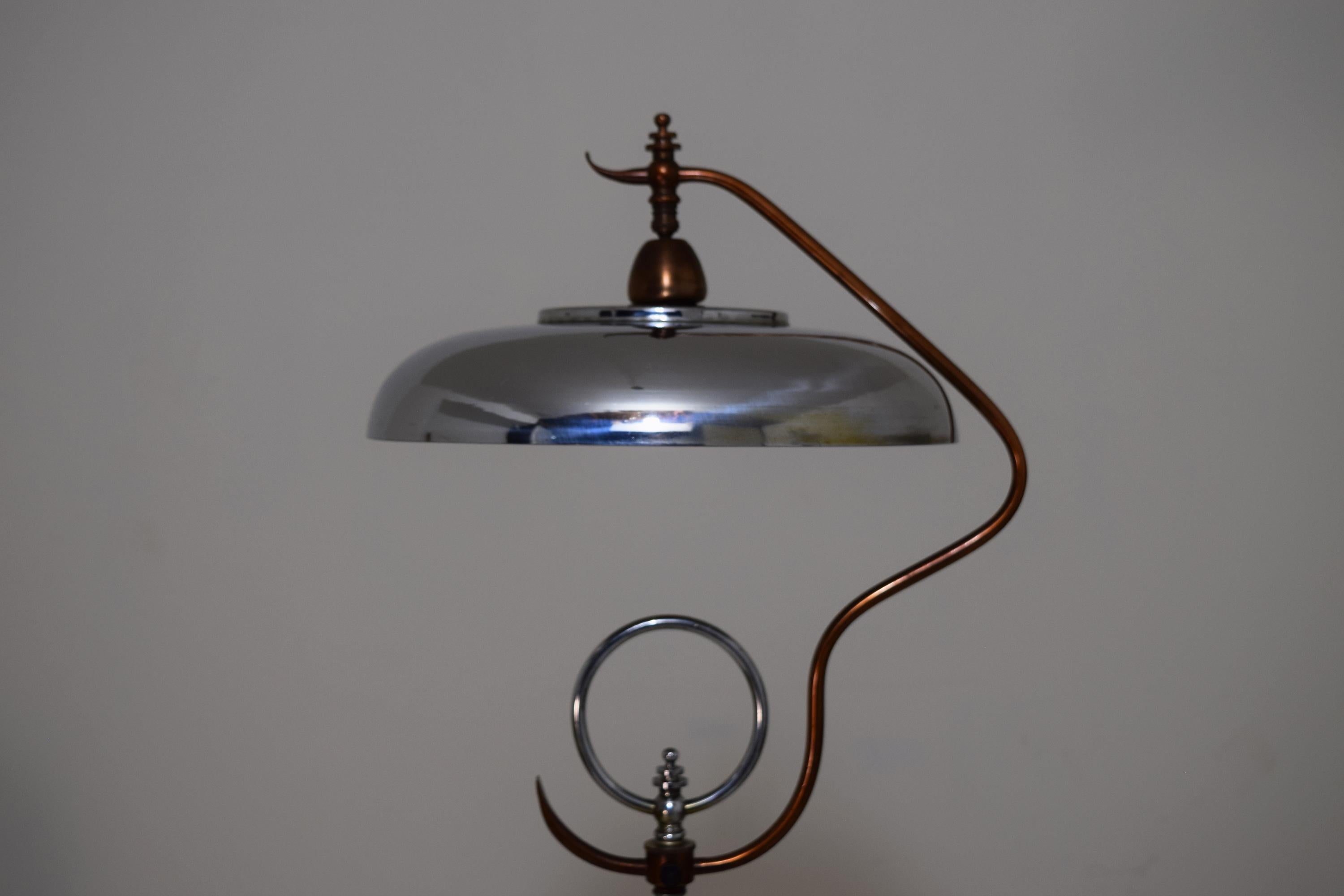 American Streamlined Moderne Floor Lamp Attributed to KEM Weber