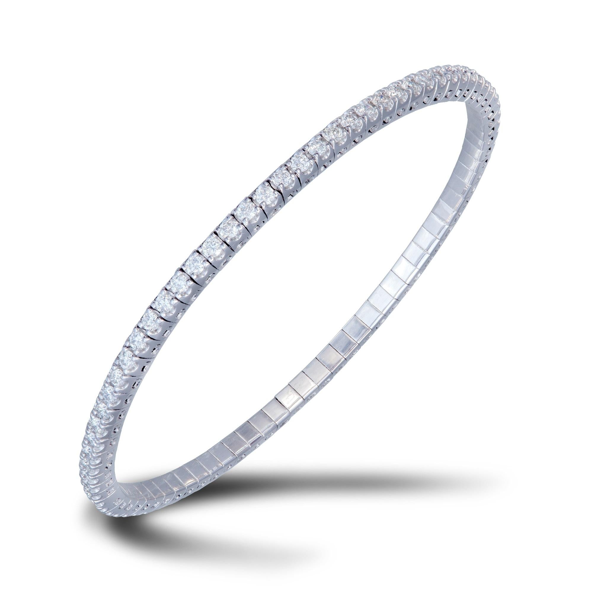 Women's Strechable Diamond Tennis Bangle Bracelet 18k White Gold Diamond 1.69 Cts/68 Pcs For Sale