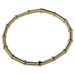 Strechy Brilliant Armband Efeu Gold Drahtumwicklung Präzision Silhouette Deutschland