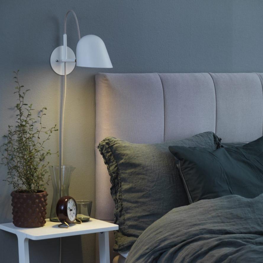 Aplique 'Streck' de Joel Karlsson para Örsjö en Verde Pino Recubrimiento de polvo en venta