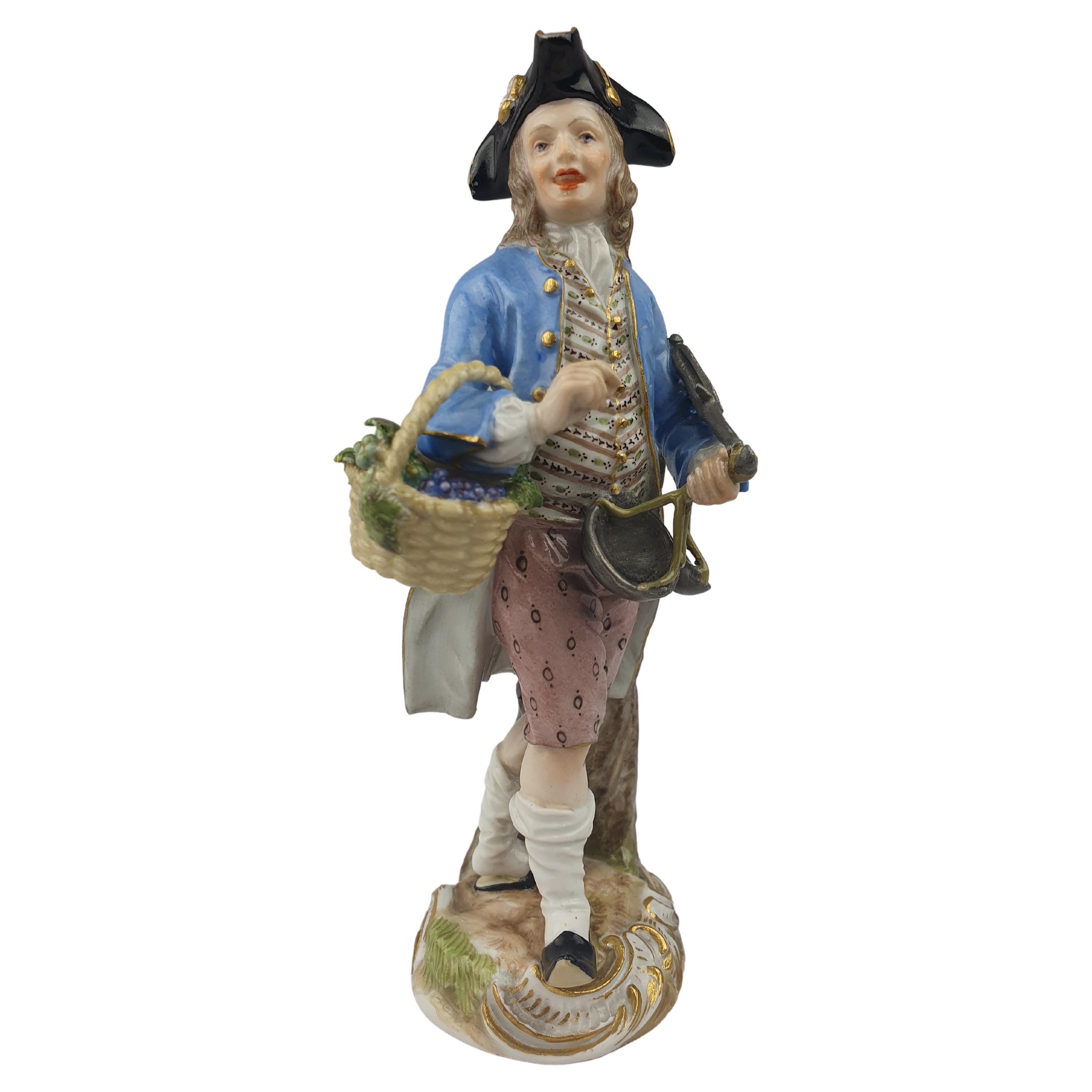 Meissen Street Trader Figure Selling Grapes Cris of Paris For Sale
