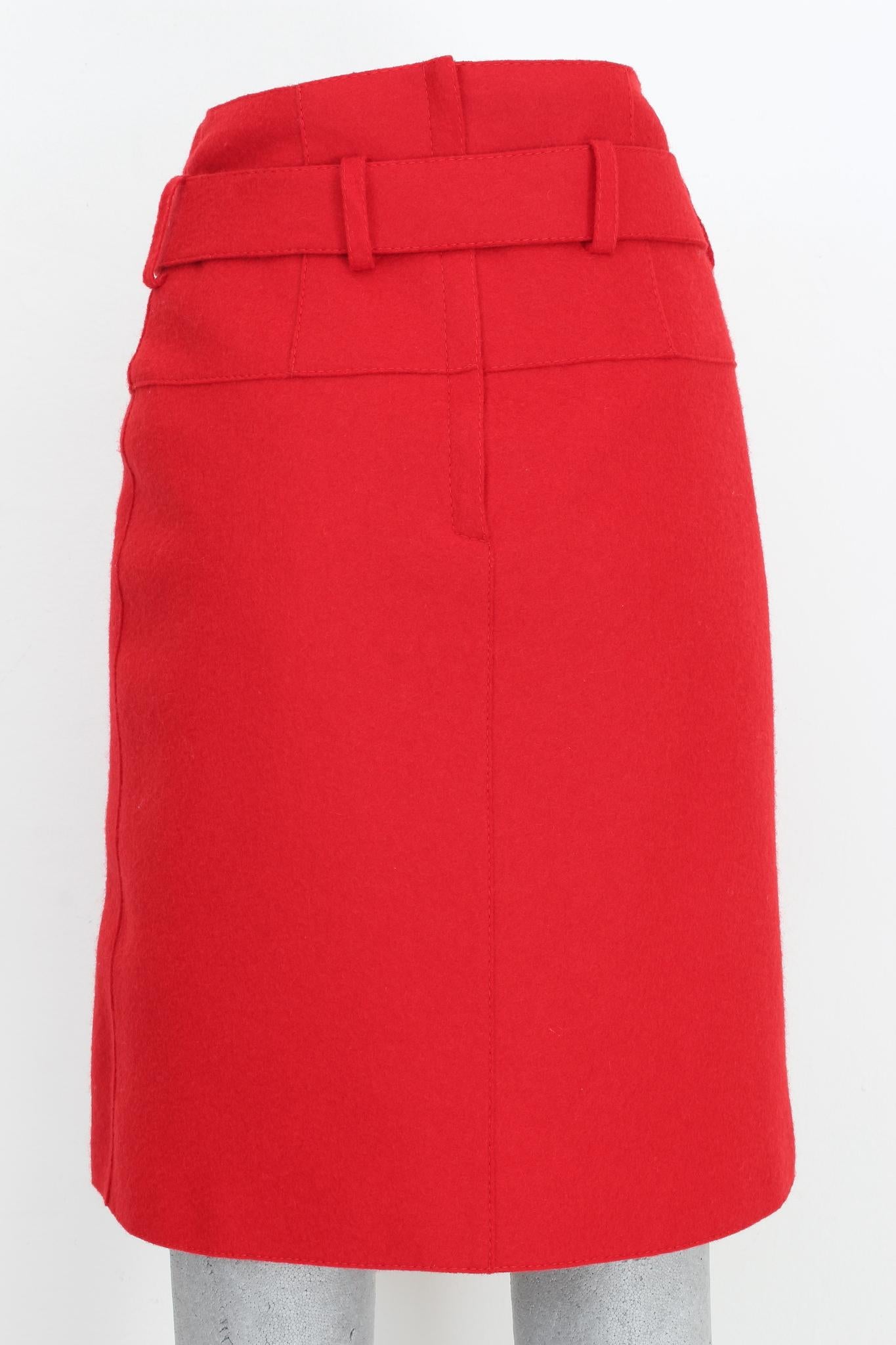 Strenesse Red Wallet Skirt Wool 2000s In Excellent Condition In Brindisi, Bt
