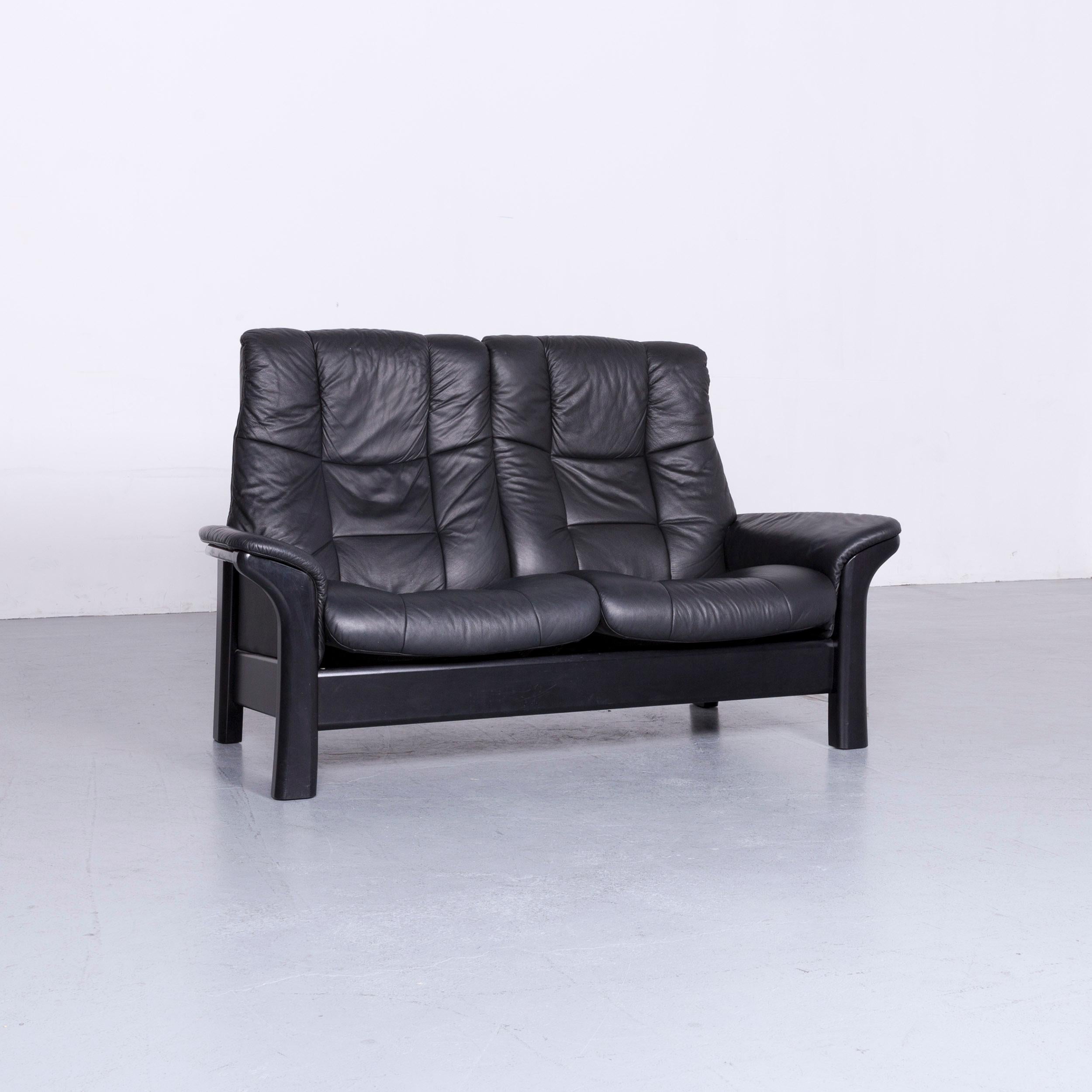 German Stressless Buckingham Two-Seat Sofa Black Leather Couch with Function For Sale