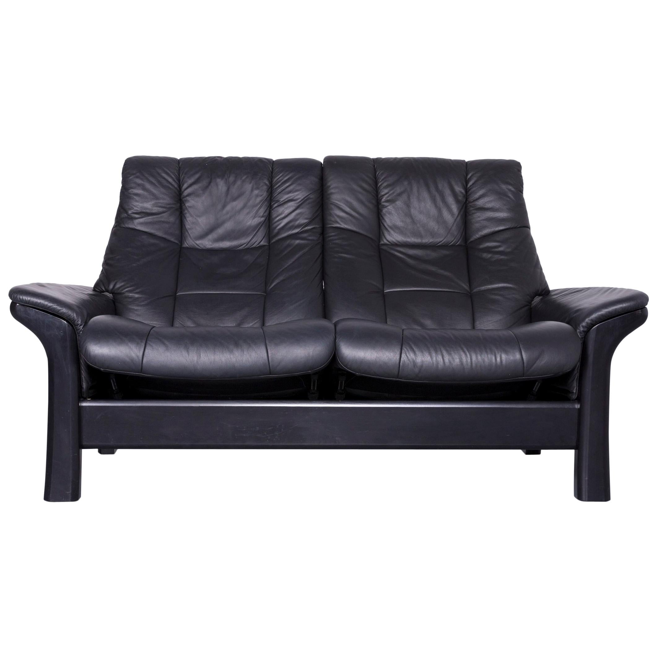 Stressless Buckingham Two-Seat Sofa Black Leather Couch with Function For Sale