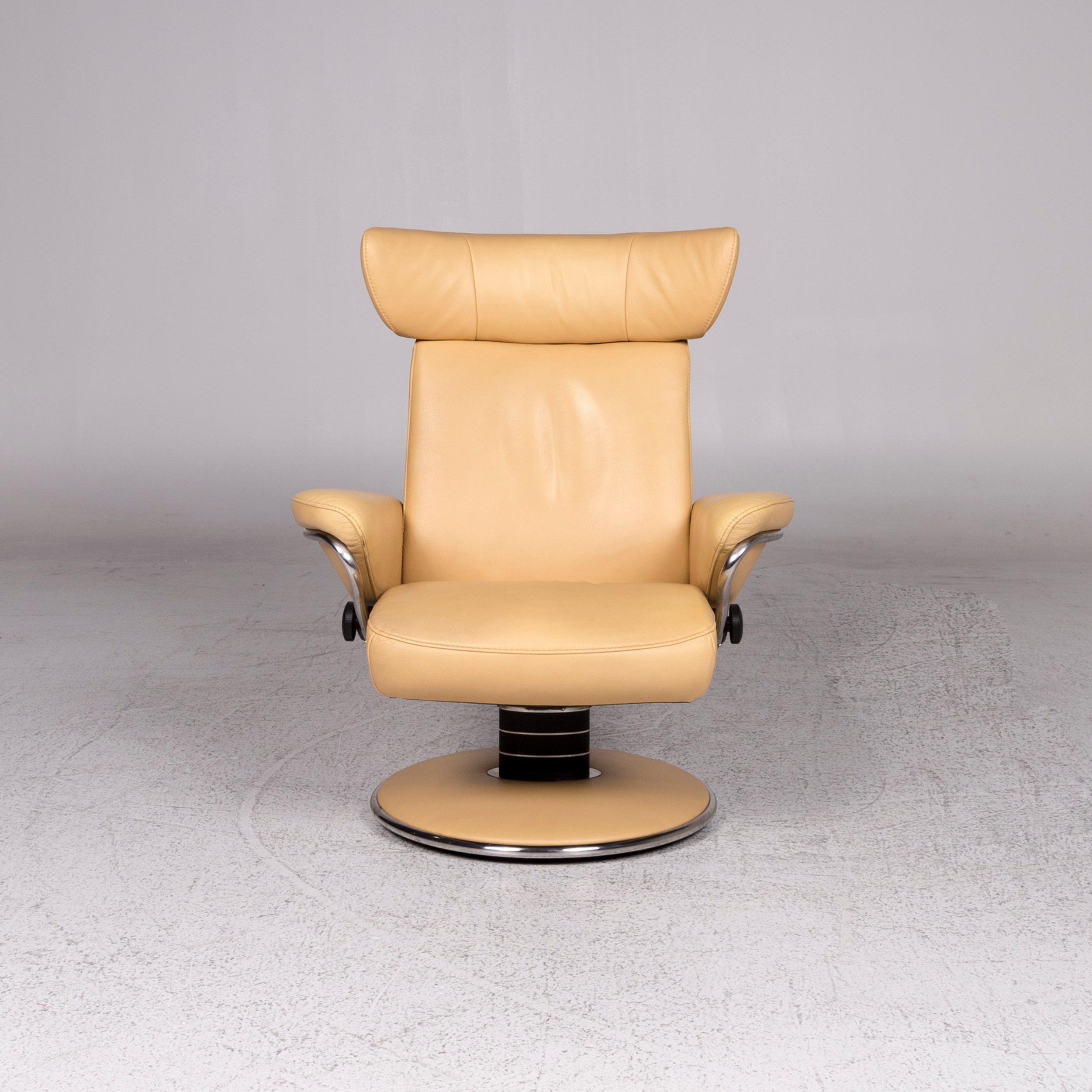 We bring to you a Stressless Jazz leather armchair beige relax function.
 
Product measurements in centimetres:
 
Depth 79
Width 84
Height 102
Seat-height 44
Rest-height 59
Seat-depth 50
Seat-width 55
Back-height 62.

  