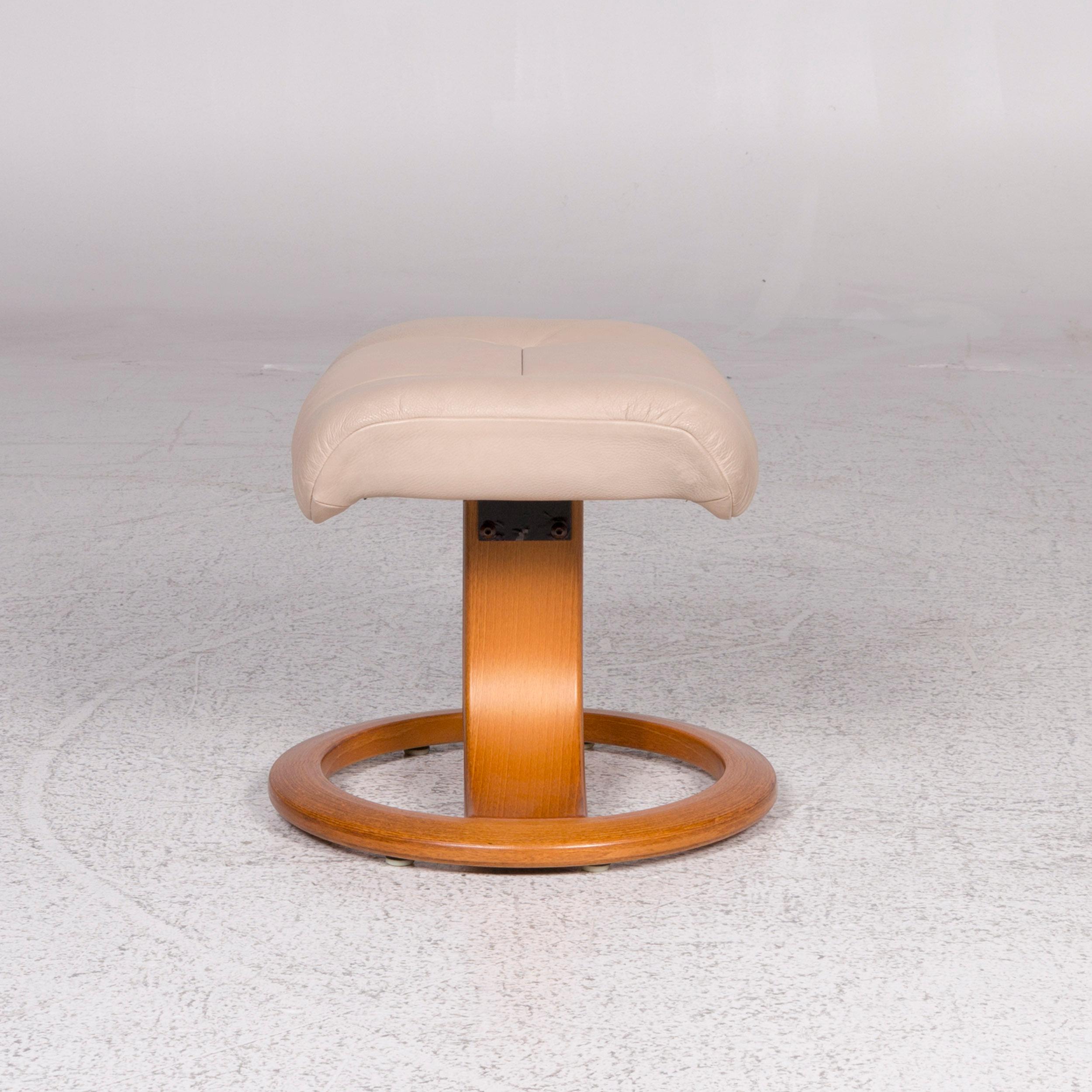 Stressless Leather Stool Beige In Good Condition In Cologne, DE
