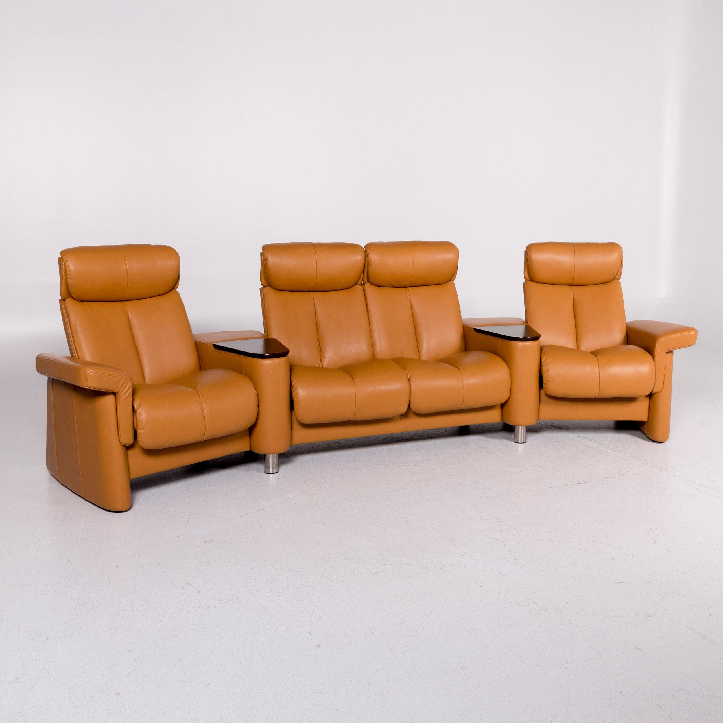 We bring to you a stressless legend leather corner sofa mustard yellow ocher sofa four-seat.
 
Product measurements in centimeters:
 
Depth 107
Width 322
Height 101
Seat-height 48
Rest-height 60
Seat-depth 54
Seat-width 55
Back-height