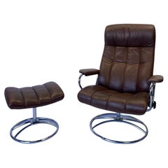Stressless Lounge Chair and Ottoman in Brown