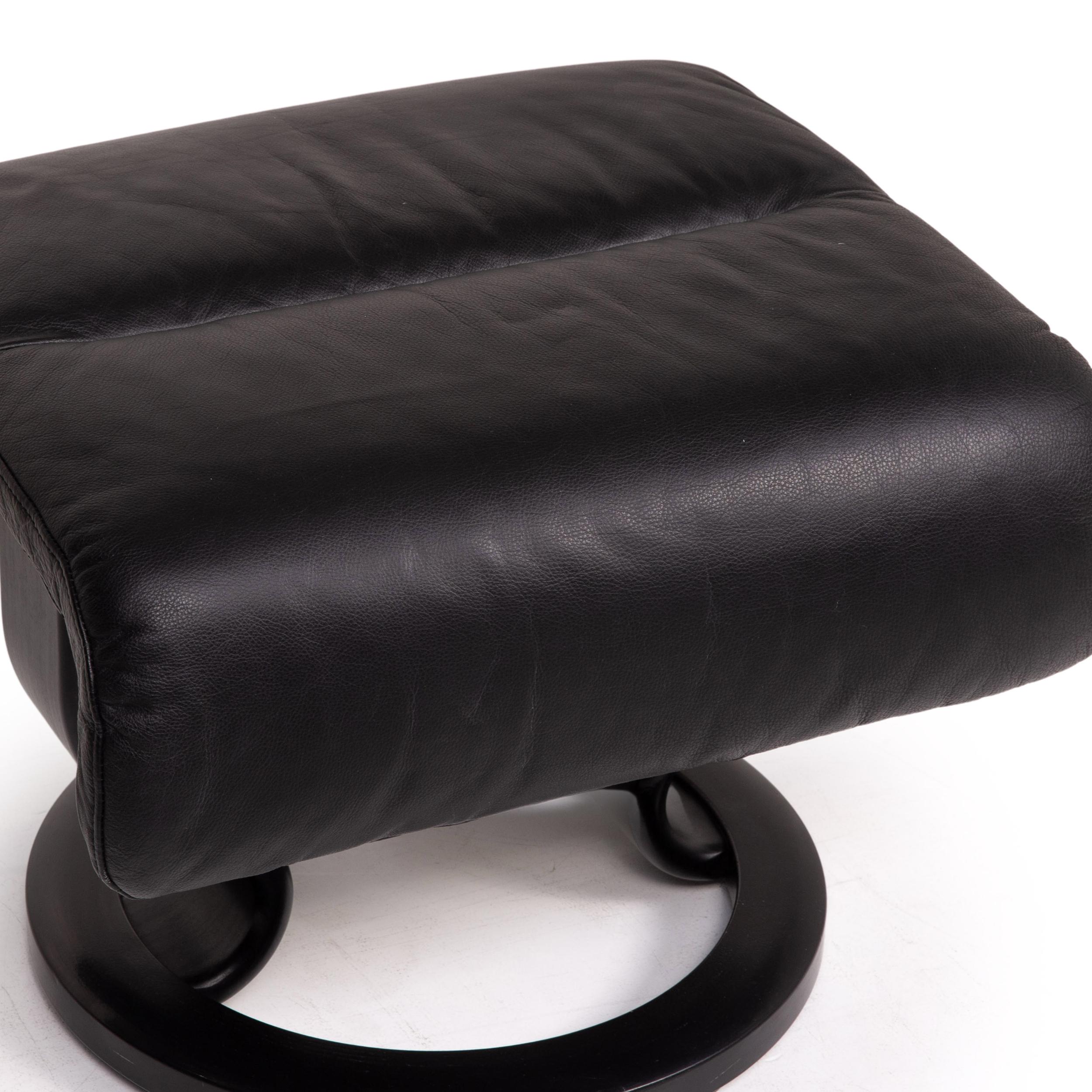Stressless Memphis Leather Armchair Size M Incl. Black Stool Function Relax In Good Condition In Cologne, DE