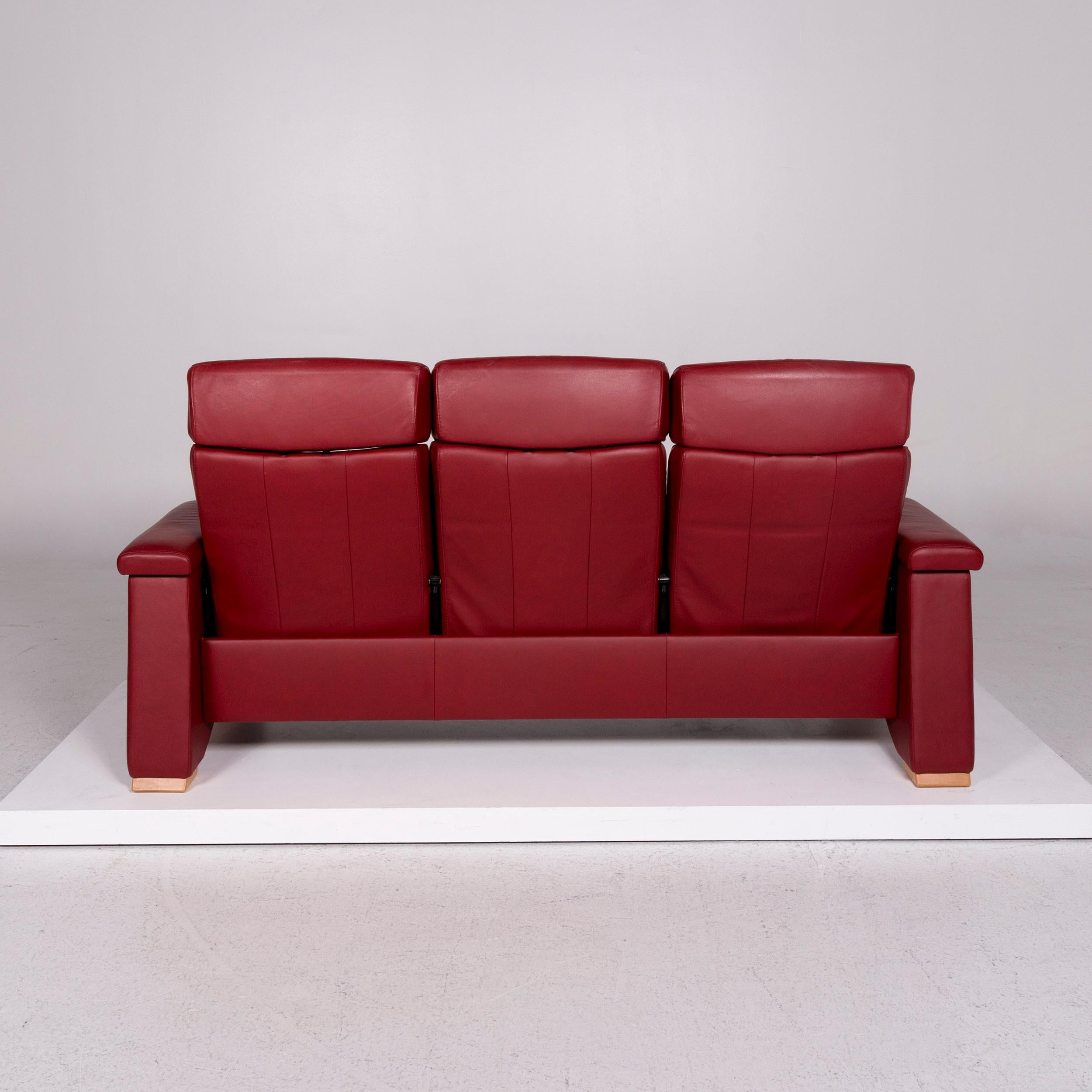 Contemporary Stressless Pegasus Leather Sofa Red Three-Seat Function Couch