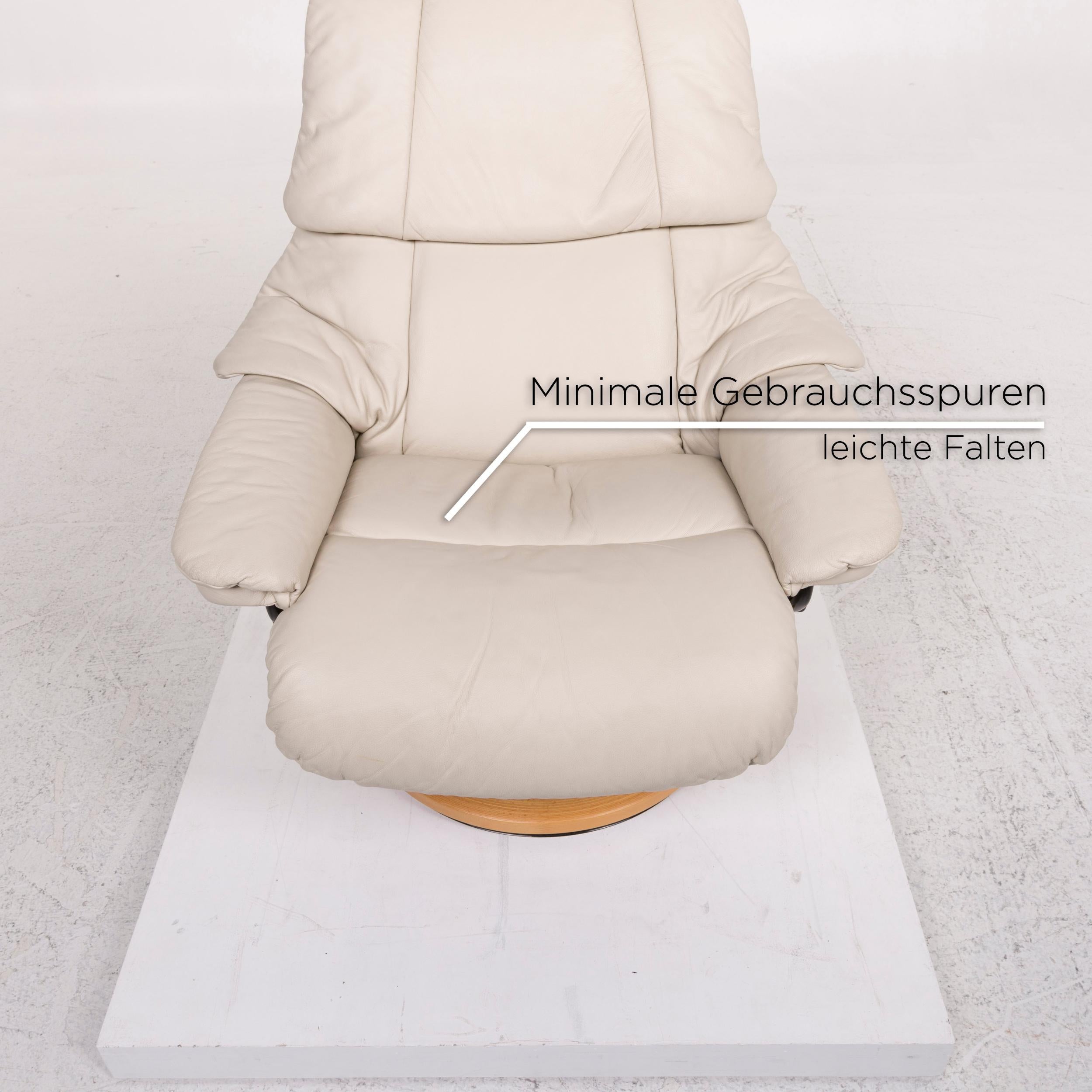 Stressless Reno Leather Armchair Cream Armchair Set Including Relax Function In Good Condition In Cologne, DE