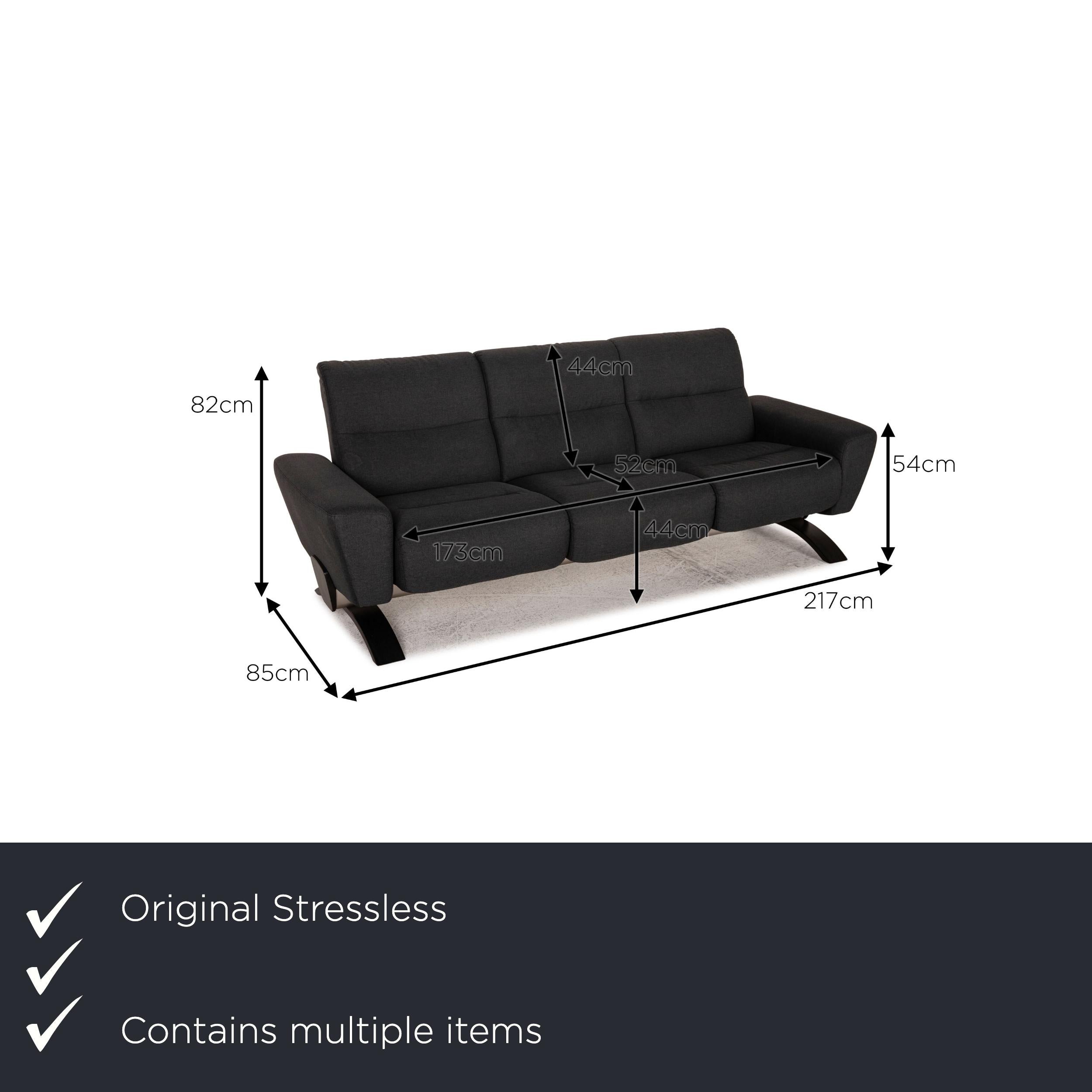 Nous vous présentons un ensemble de canapés en tissu Stressless You Julia gris à deux places Dreistzer.

Mesures du produit en centimètres :

profondeur : 85
largeur : 217
hauteur : 82
hauteur du siège : 44
hauteur de repos : 54
profondeur