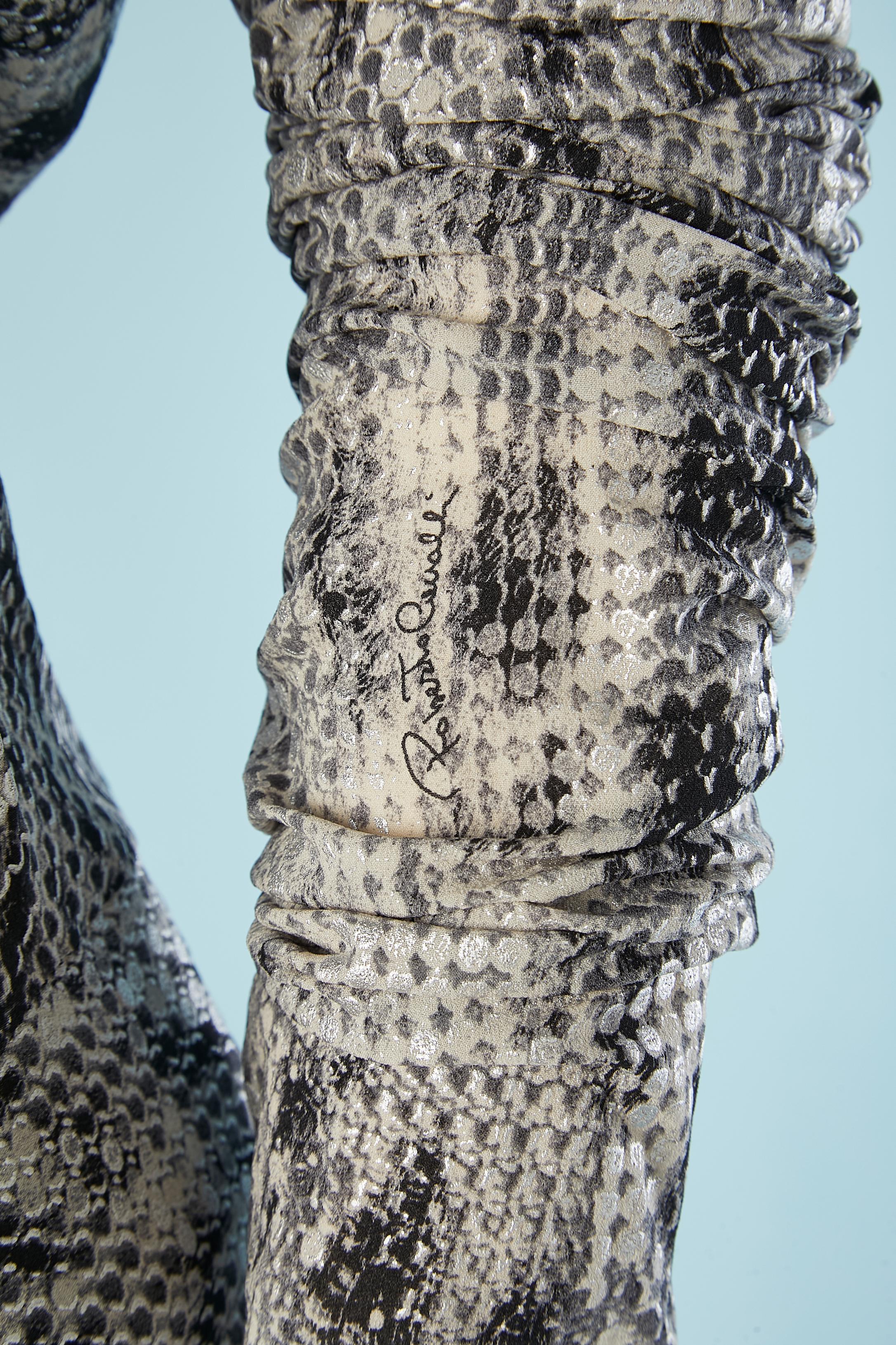 Roberto Cavalli - Robe de cocktail en soie extensible avec imprimé python et points argentés Pour femmes en vente