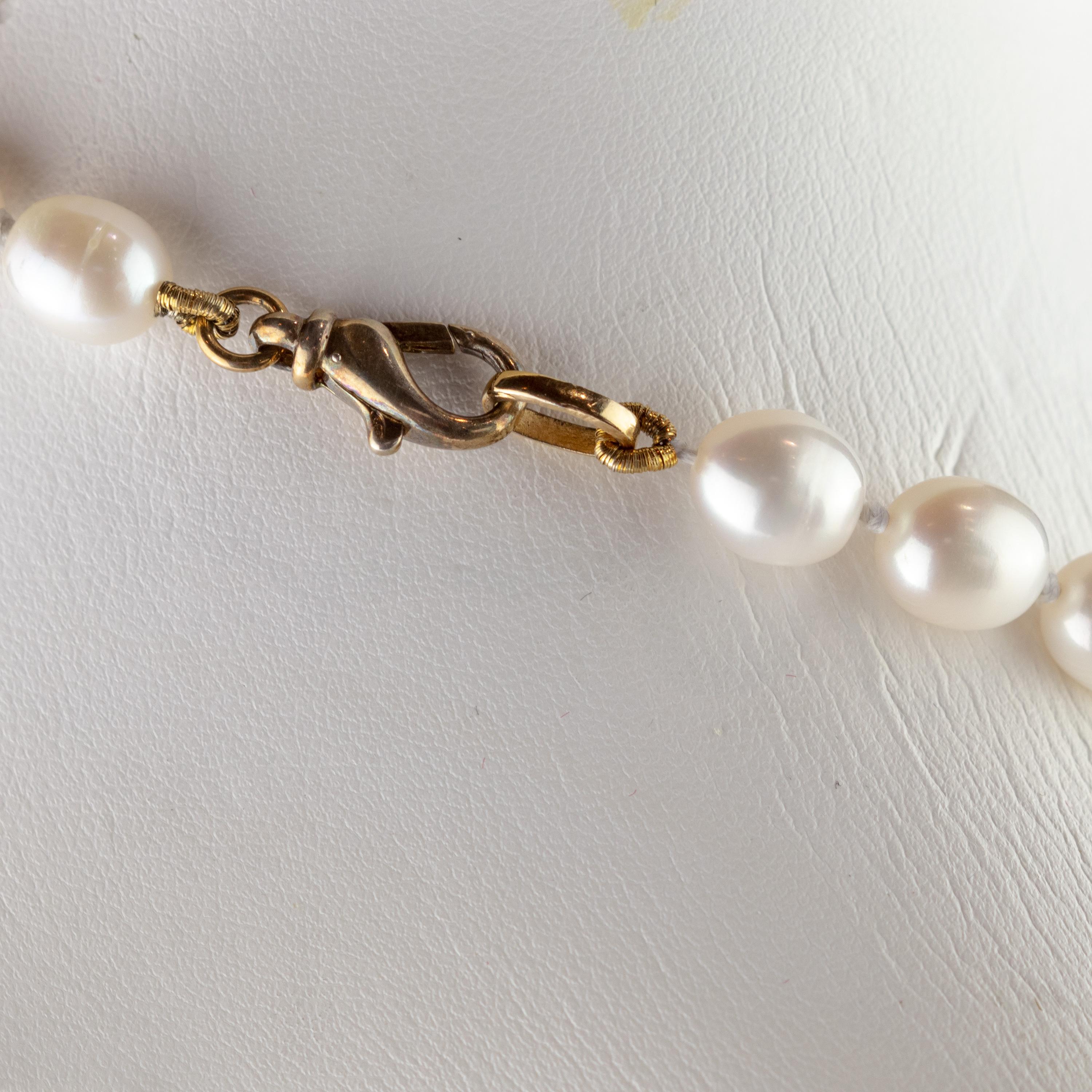 Collana di agata nera striata con freccia di perle d'acqua dolce e giada, guerriero tribale e audace in vendita 1