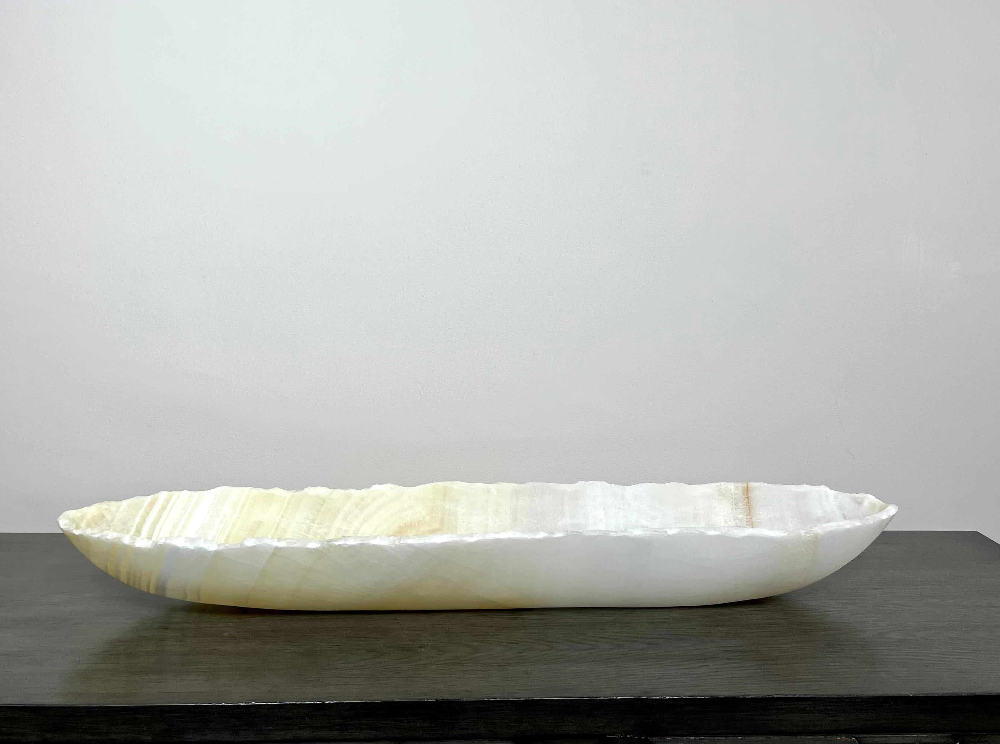Striated Canoe Shaped Onyx Bowl In Distressed Condition For Sale In Norwalk, CT