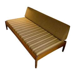 Stribed Horsnæs Daybed in Teak