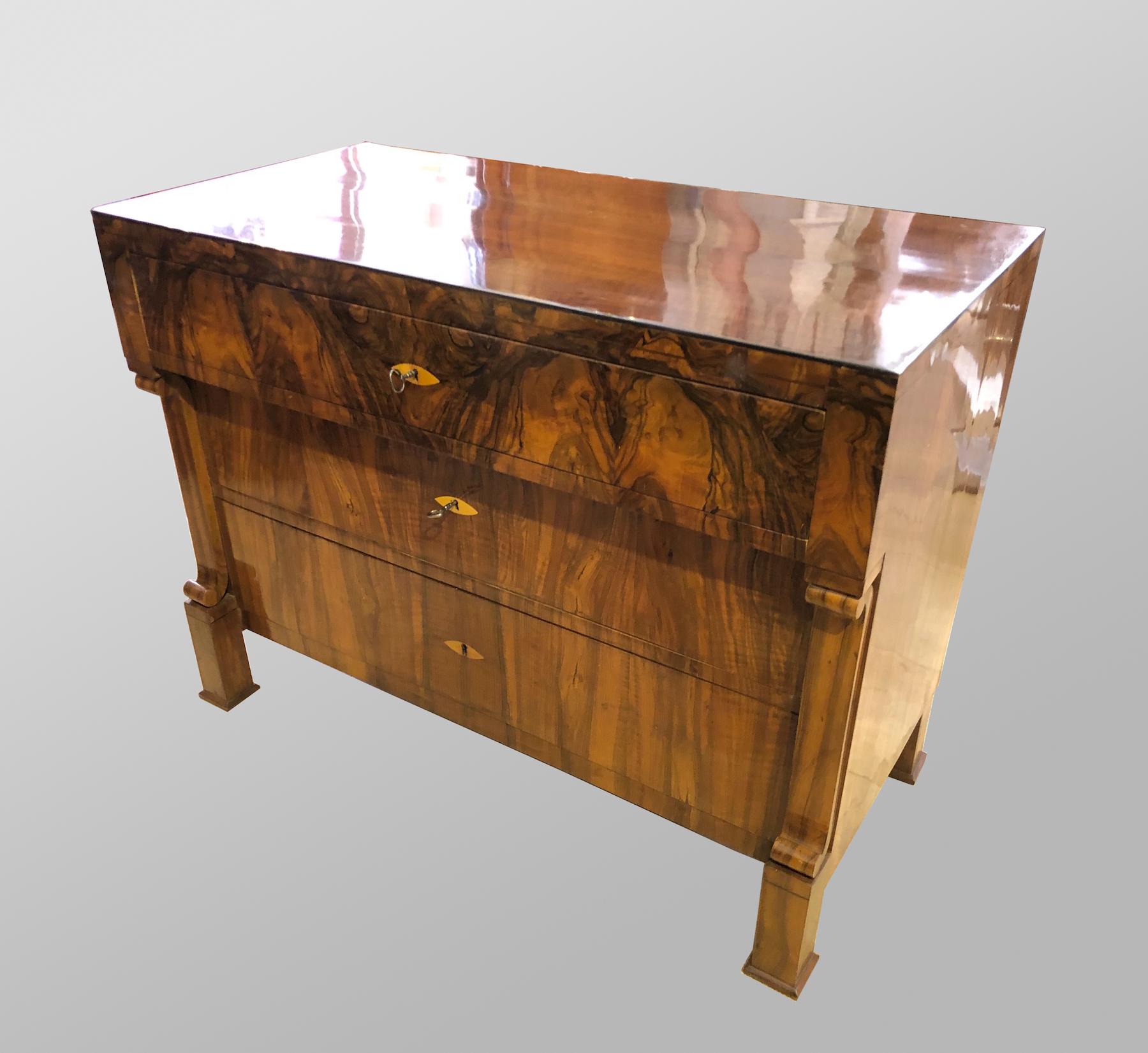 Strict Biedermeier Chest of Drawers Must Be Associated as Protomodern Furniture For Sale 1