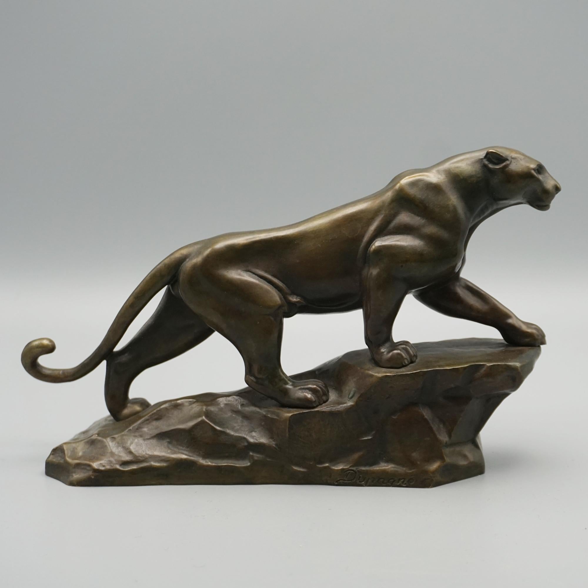 « Streiding Panther », sculpture en bronze Art déco d'Arthur Dupagne Bon état à Forest Row, East Sussex