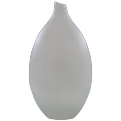 Striebeck Vase in Cream Ceramic by CuratedKravet