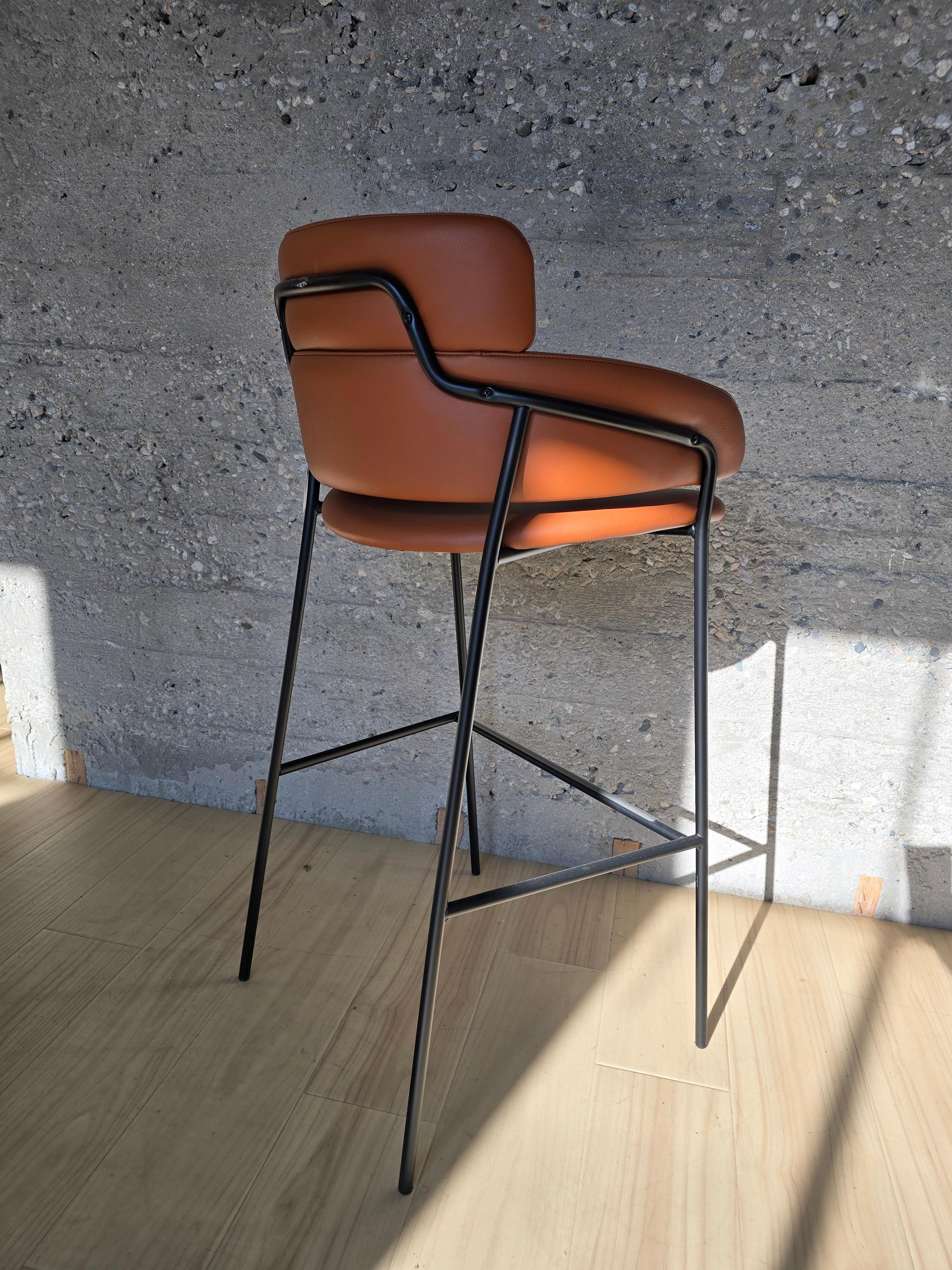 STRIKE Barhocker von ARRMET (21. Jahrhundert und zeitgenössisch) im Angebot