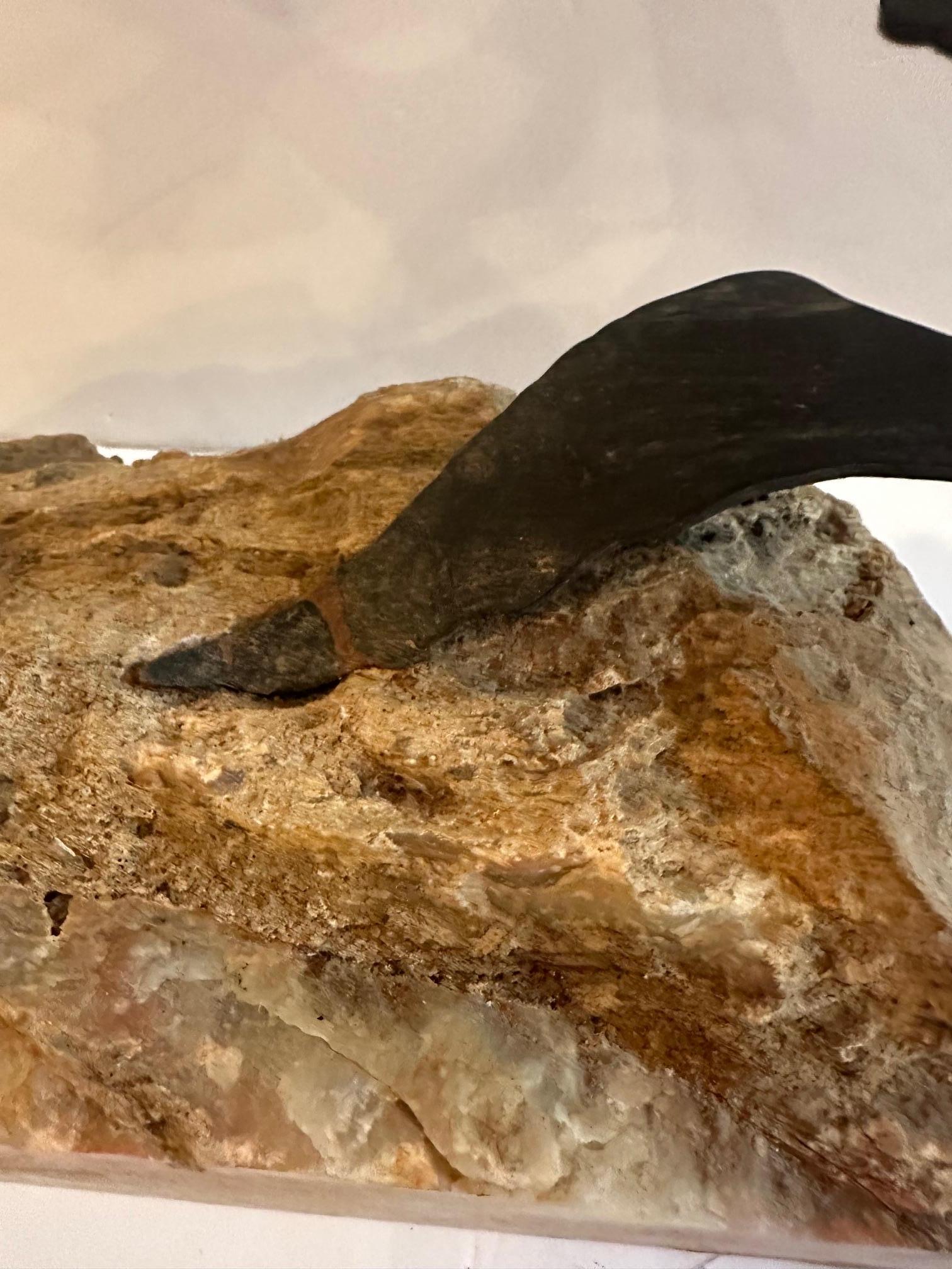 Scultura brutalista con uccelli in volo in vendita 5