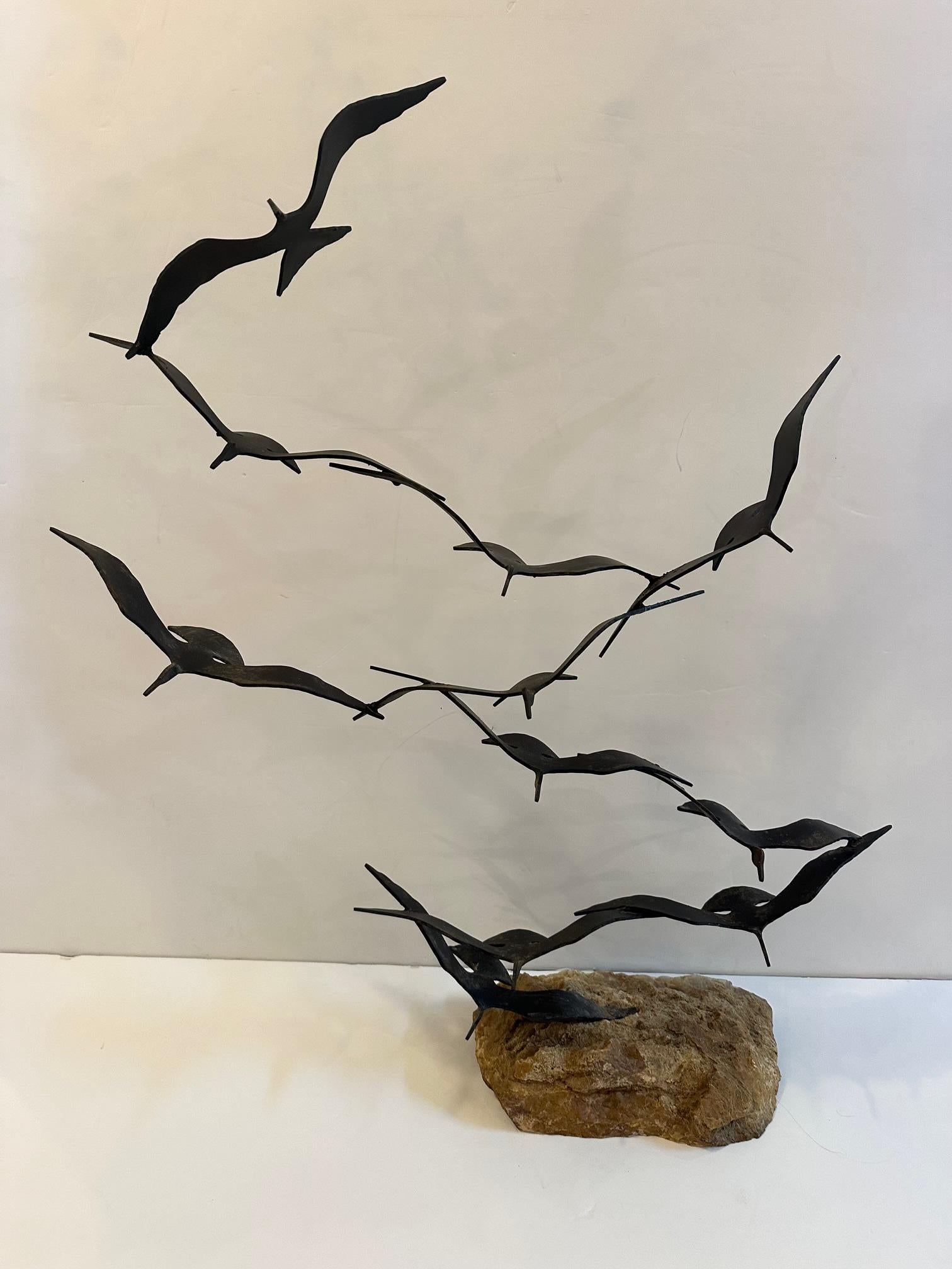 Scultura brutalista con uccelli in volo In condizioni buone in vendita a Hopewell, NJ