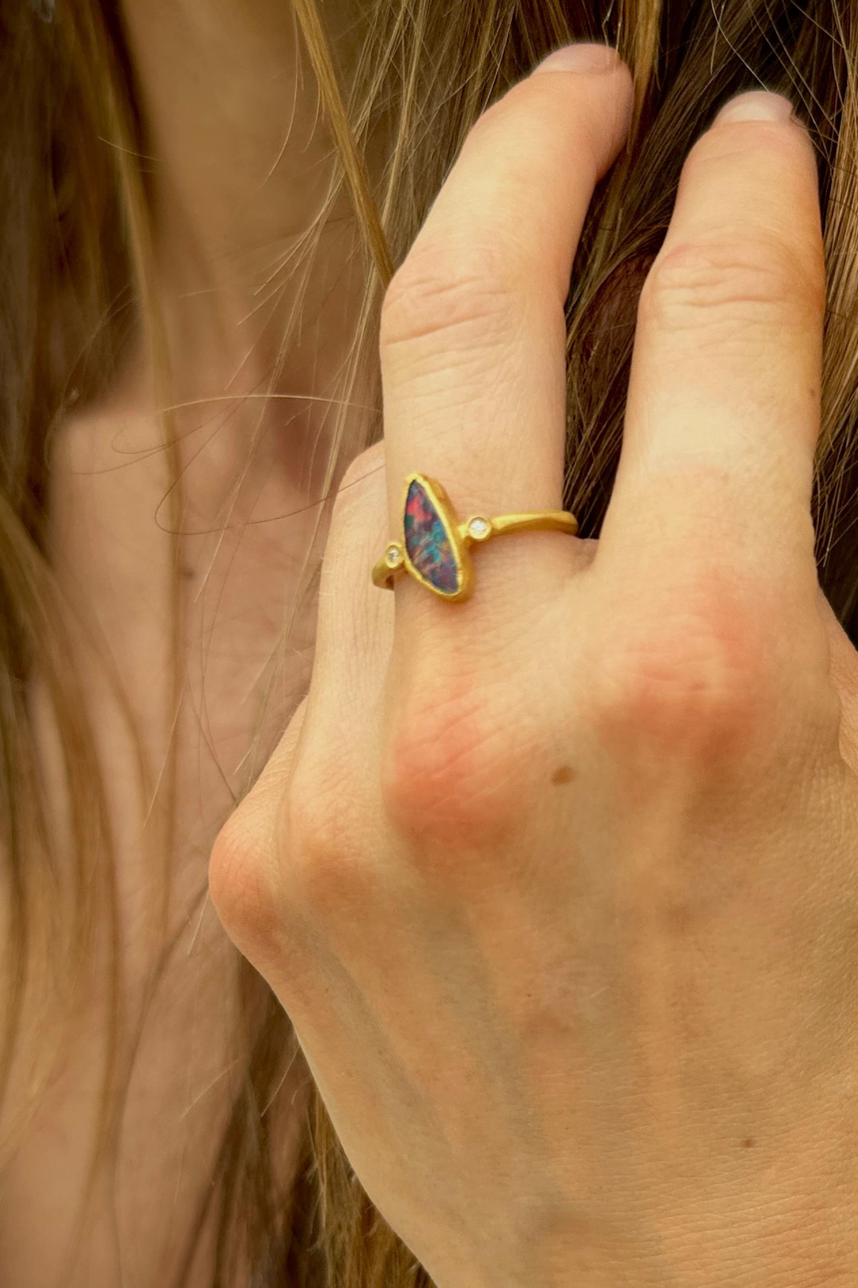 Round Cut Striking 1.08ct Freeform Australian Boulder Opal Ring with Diamonds, 24K Gold For Sale