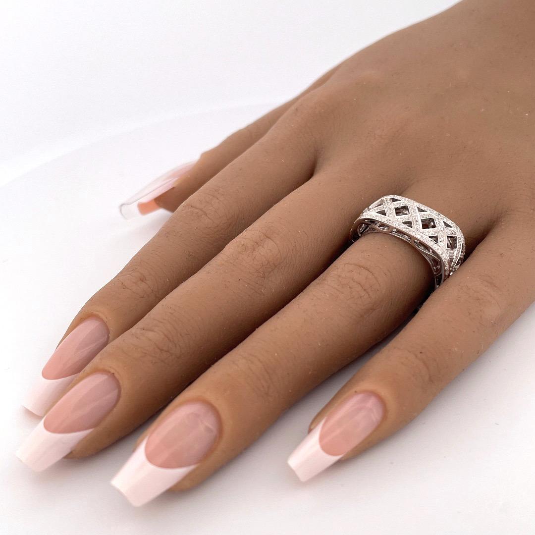 Women's or Men's Striking 14k White Gold Square Diamond Ring For Sale